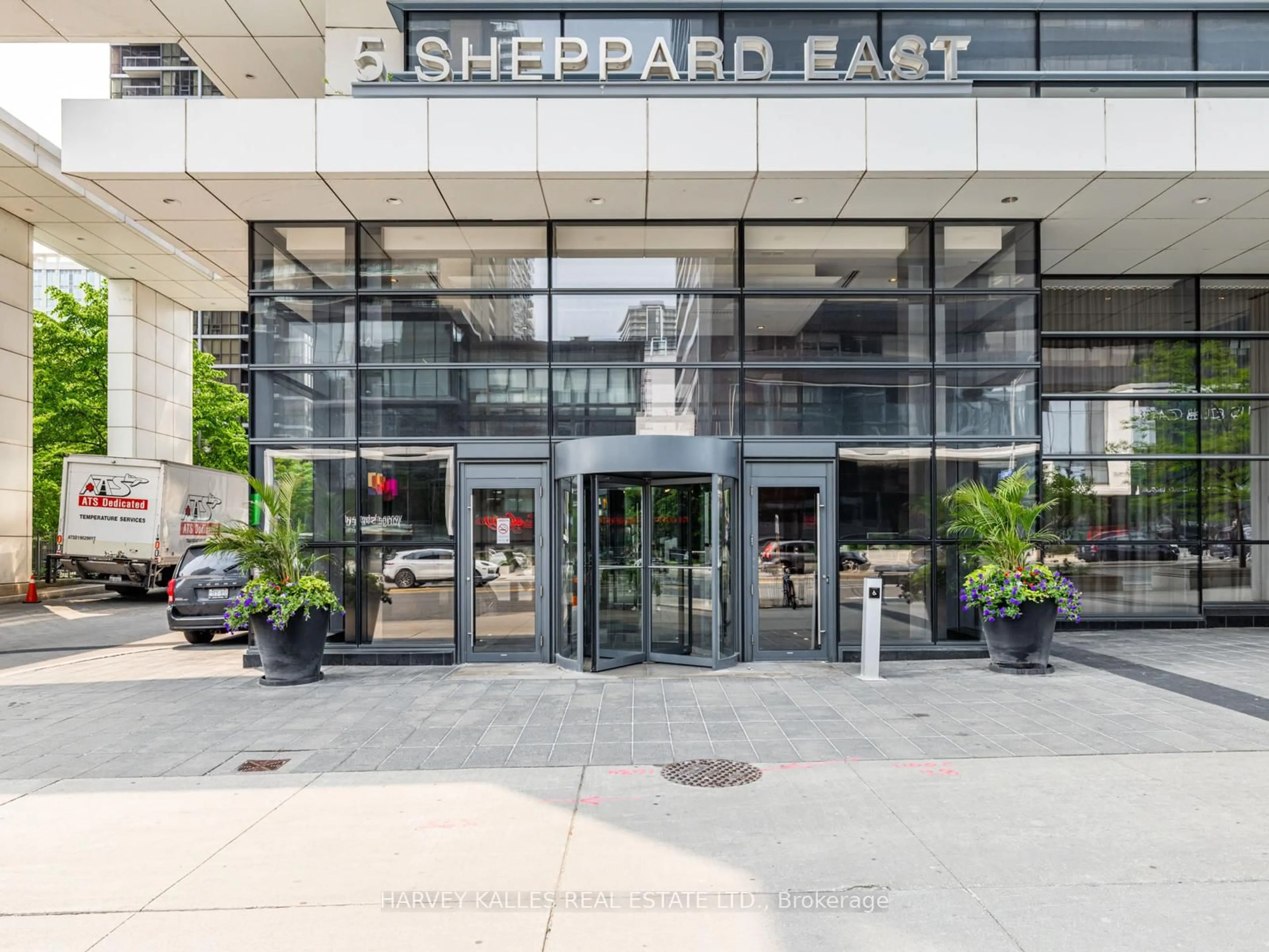 Lobby for 5 Sheppard Ave #2121, Toronto Ontario M2N 2Z8