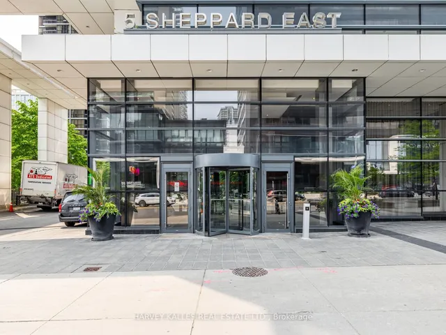 5 Sheppard Ave #2121, Toronto 2