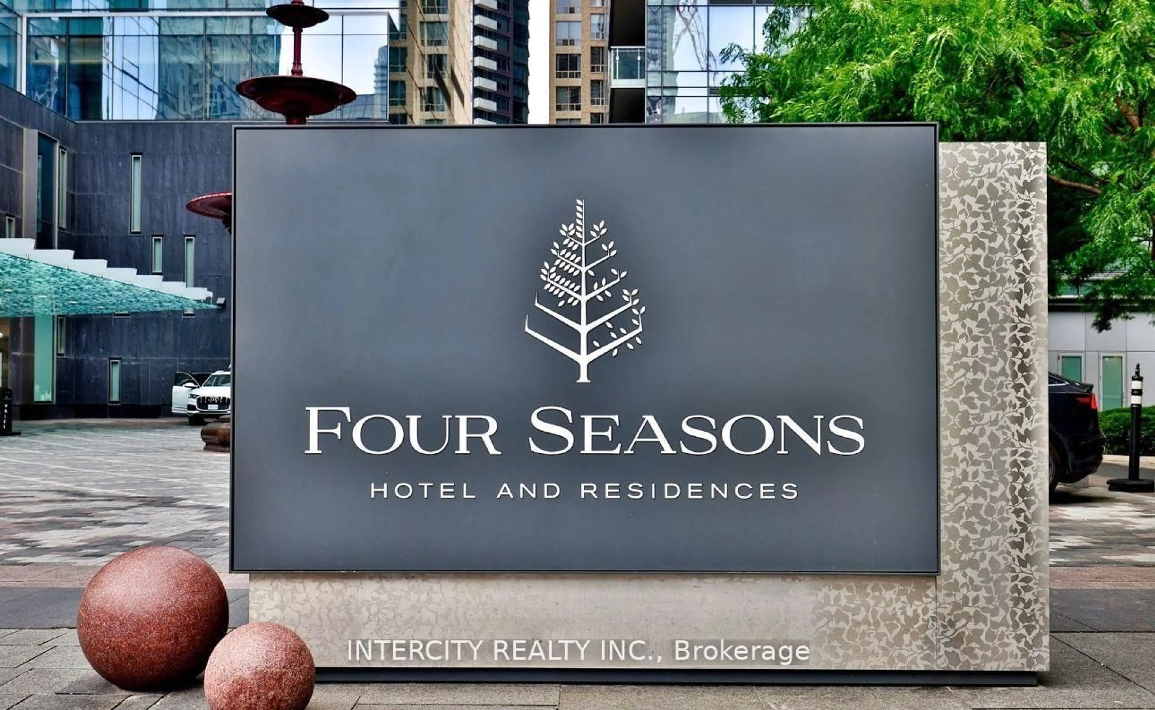 Lobby for 50 Yorkville Ave #4001, Toronto Ontario M4W 0A3