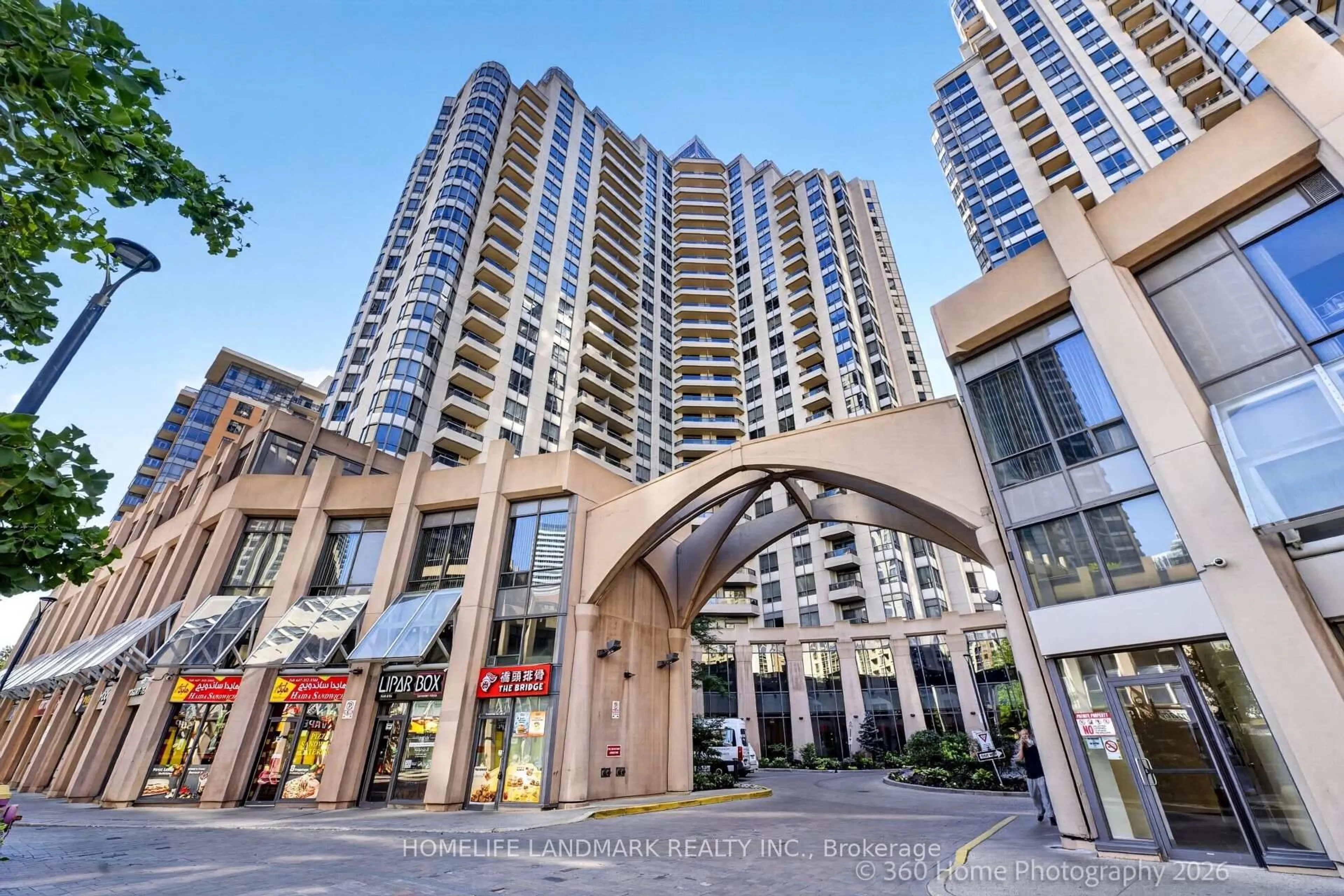Indoor foyer for 15 NORTHTOWN Way #829, Toronto Ontario M2N 7A2