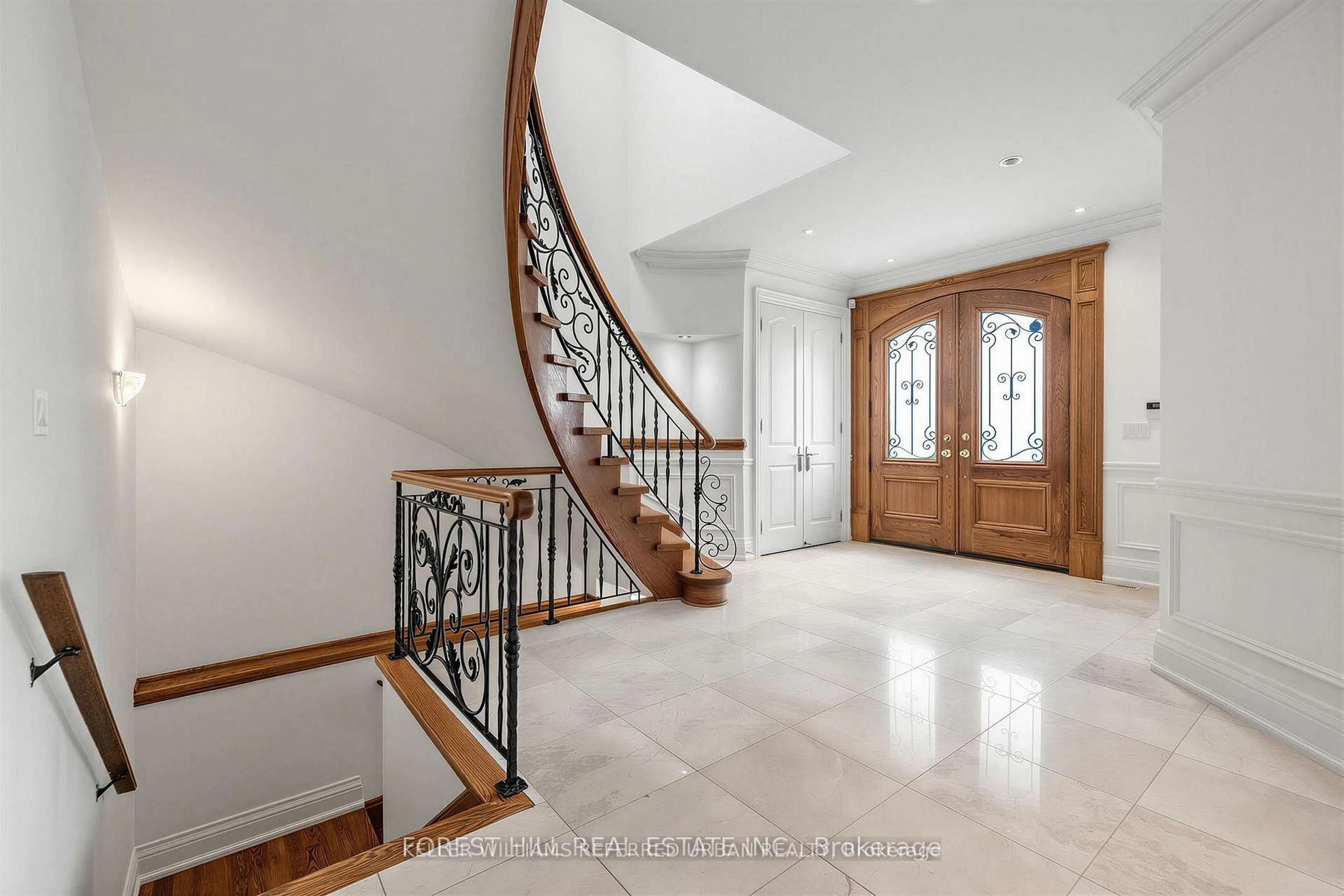 Unknown for 131 Estelle Ave, Toronto Ontario M2N 5H6
