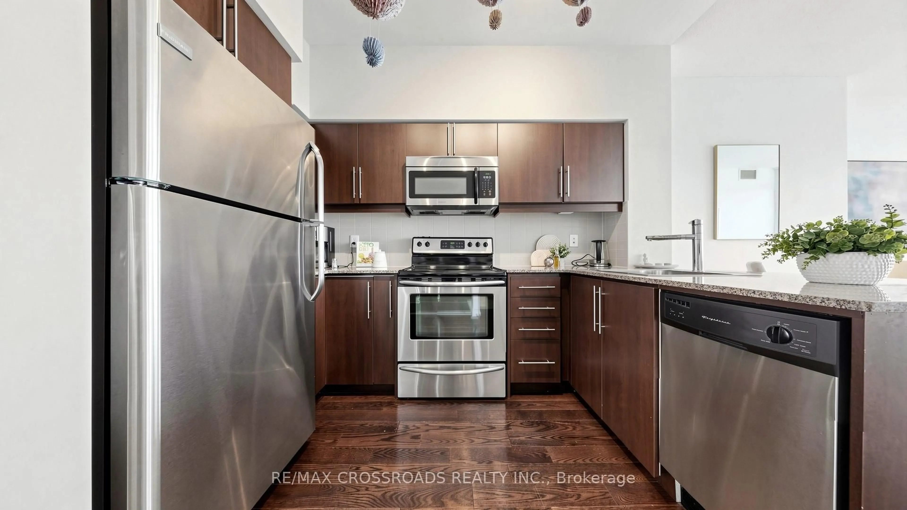 Standard kitchen, unknown for 2885 Bayview Ave #1401, Toronto Ontario M2K 0A3