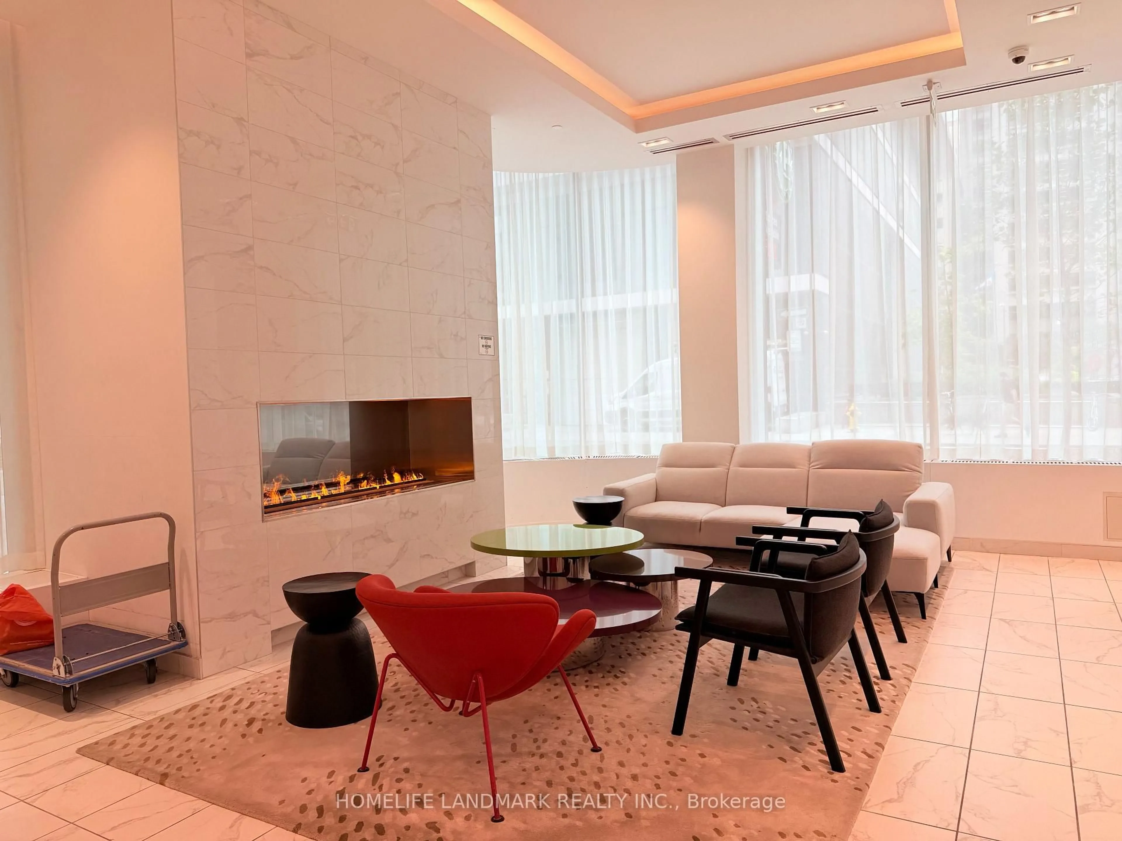 Unknown for 238 Simcoe St #2603, Toronto Ontario M5T 1T4