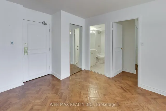 25 Grenville St #1808, Toronto 3