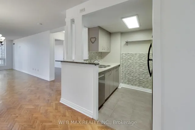 25 Grenville St #1808, Toronto 5