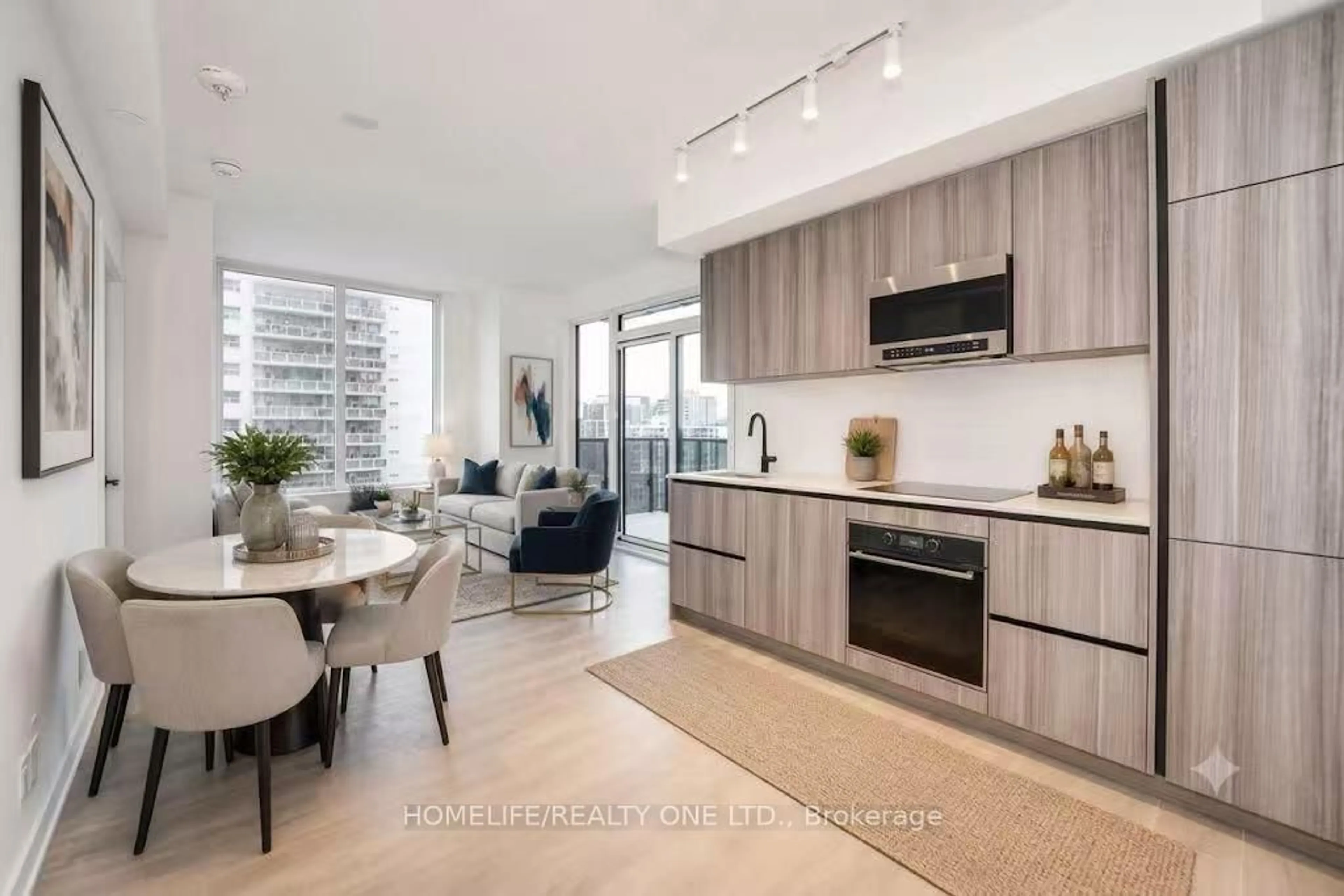 Open concept kitchen, unknown for 117 Broadway Ave #1111, Toronto Ontario M4P 1V3