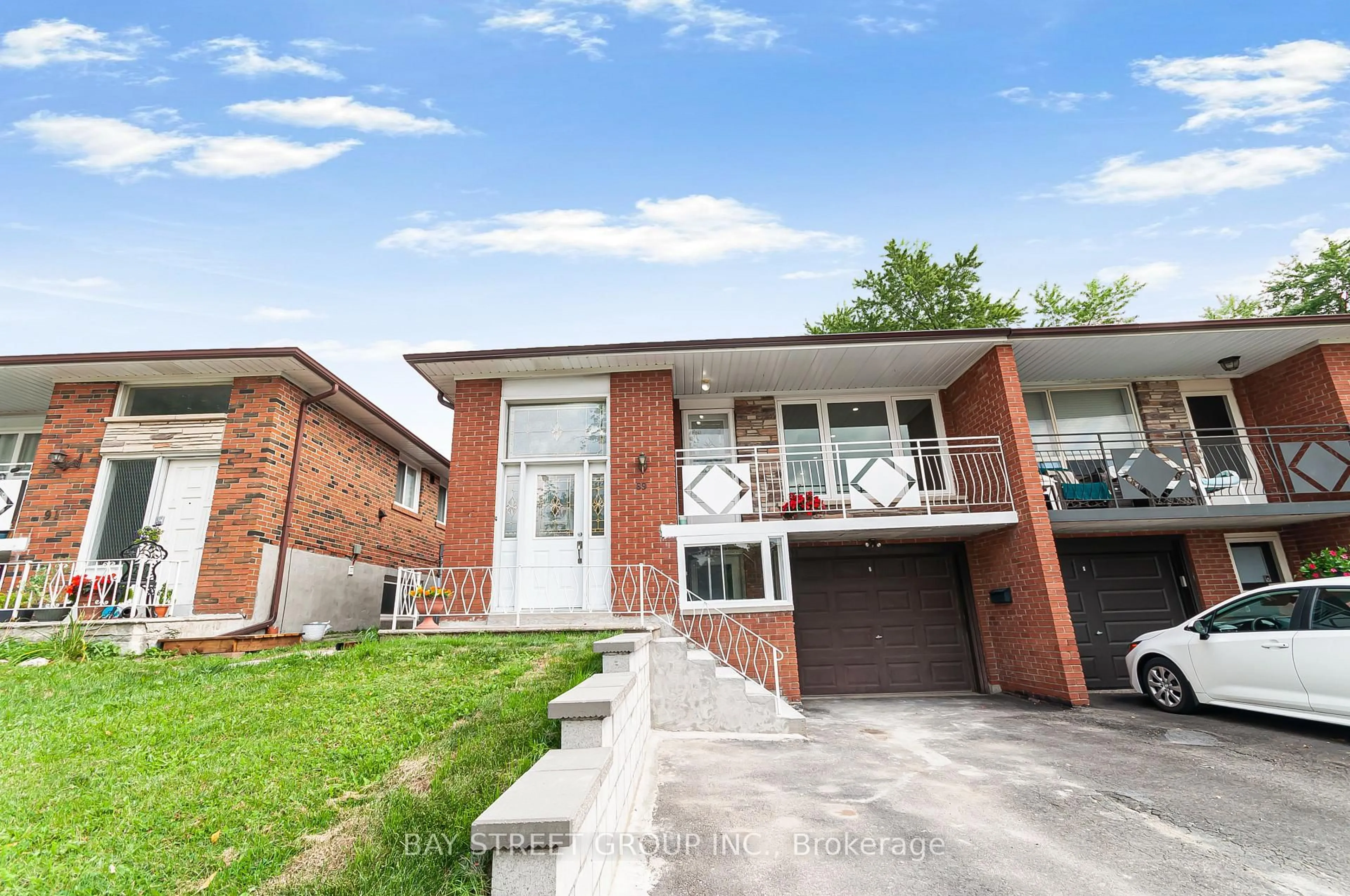Home with brick exterior material, street for 89 Mintwood Dr, Toronto Ontario M2M 3A6