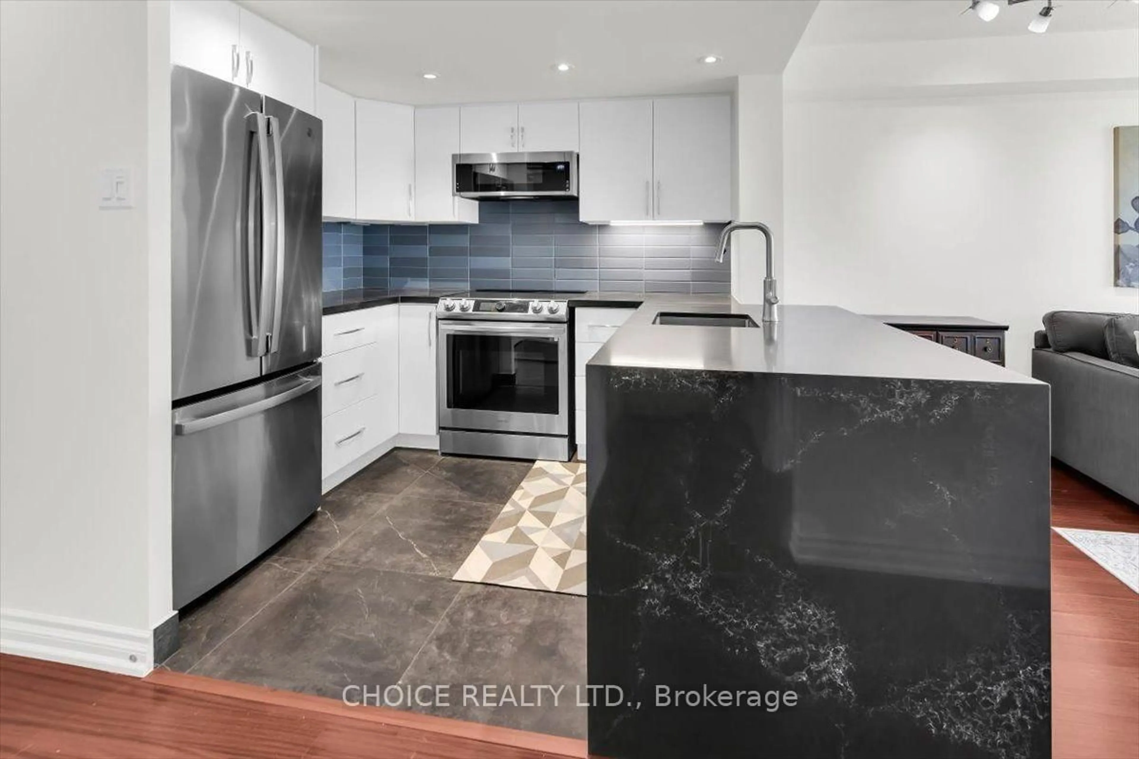 Unknown for 705 King St #1202, Toronto Ontario M5V 2W8