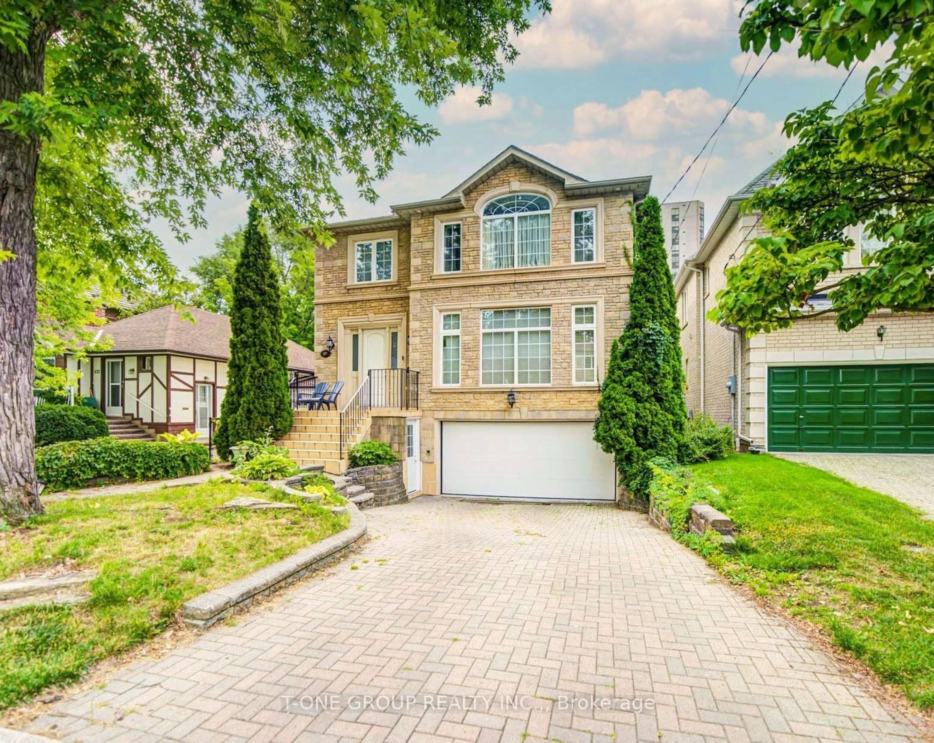 Home with brick exterior material, street for 133 Spring Garden Ave, Toronto Ontario M2N 3G6