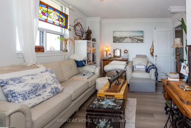 1881 Jane St #706, Toronto 5