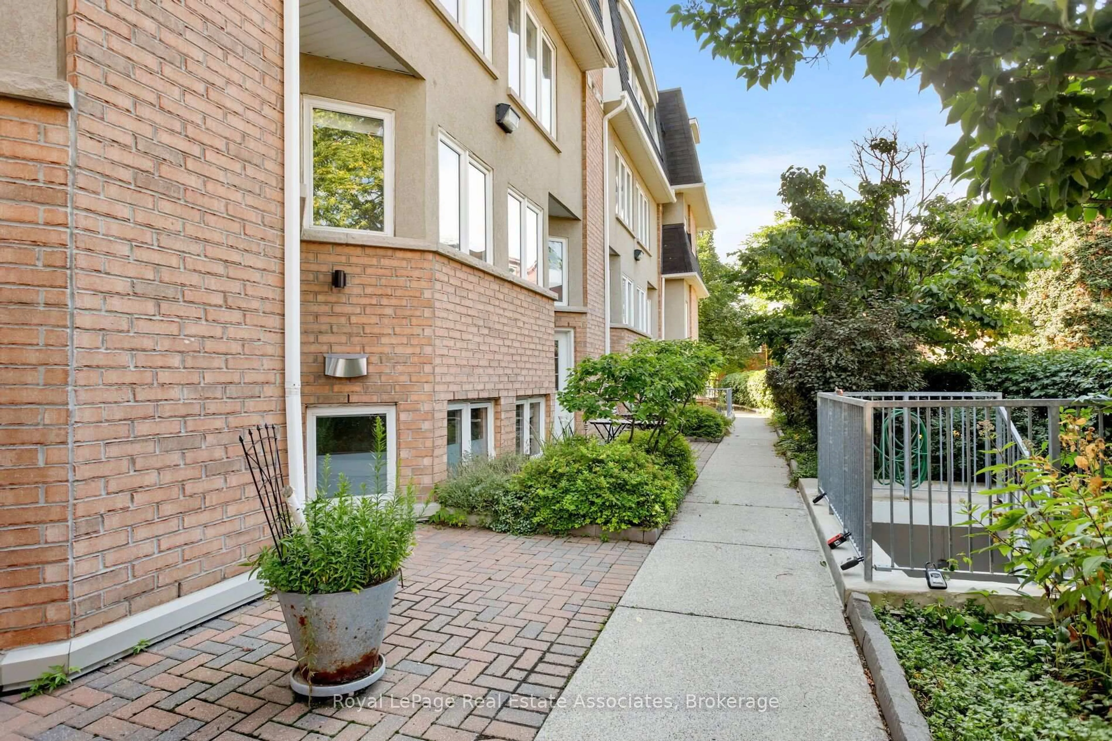 Patio, street for 30 Merchant Lane #140, Toronto Ontario M6P 4J6