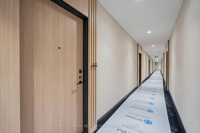 15 Mercer St #813, Toronto 2