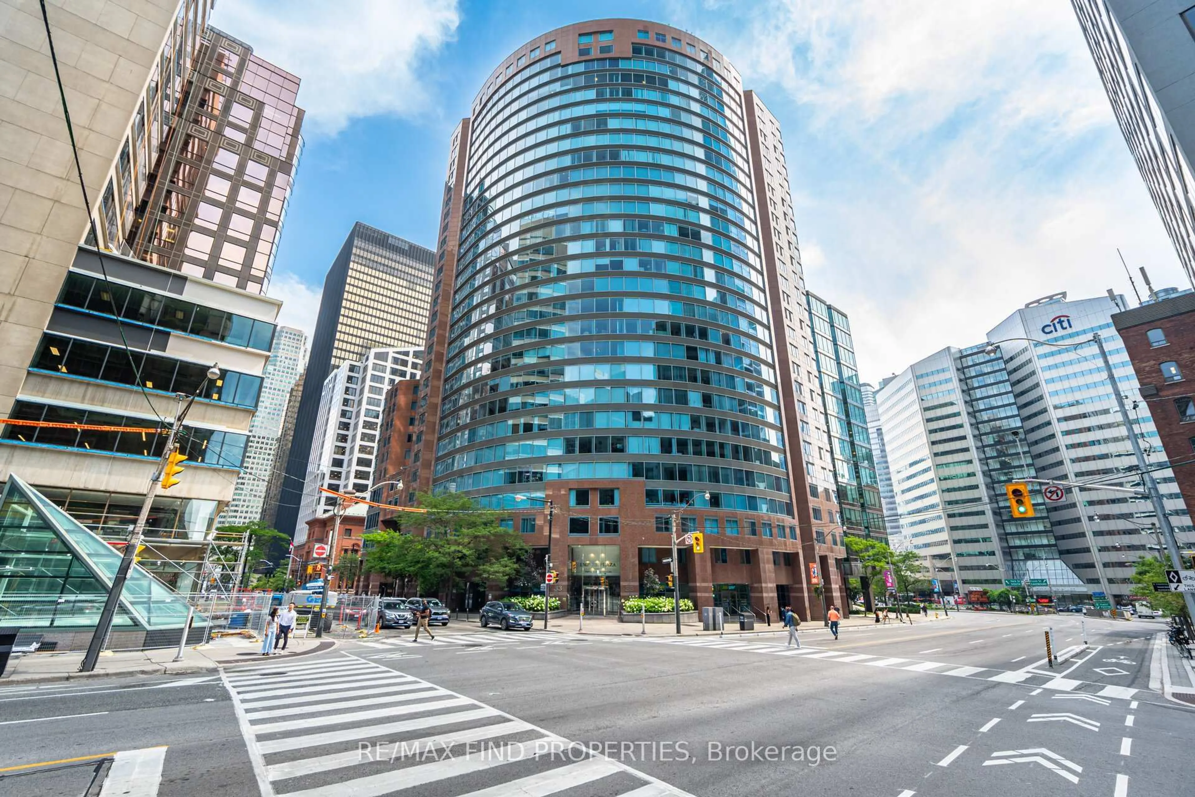 Unknown for 33 University Ave #1203, Toronto Ontario M5J 2S7