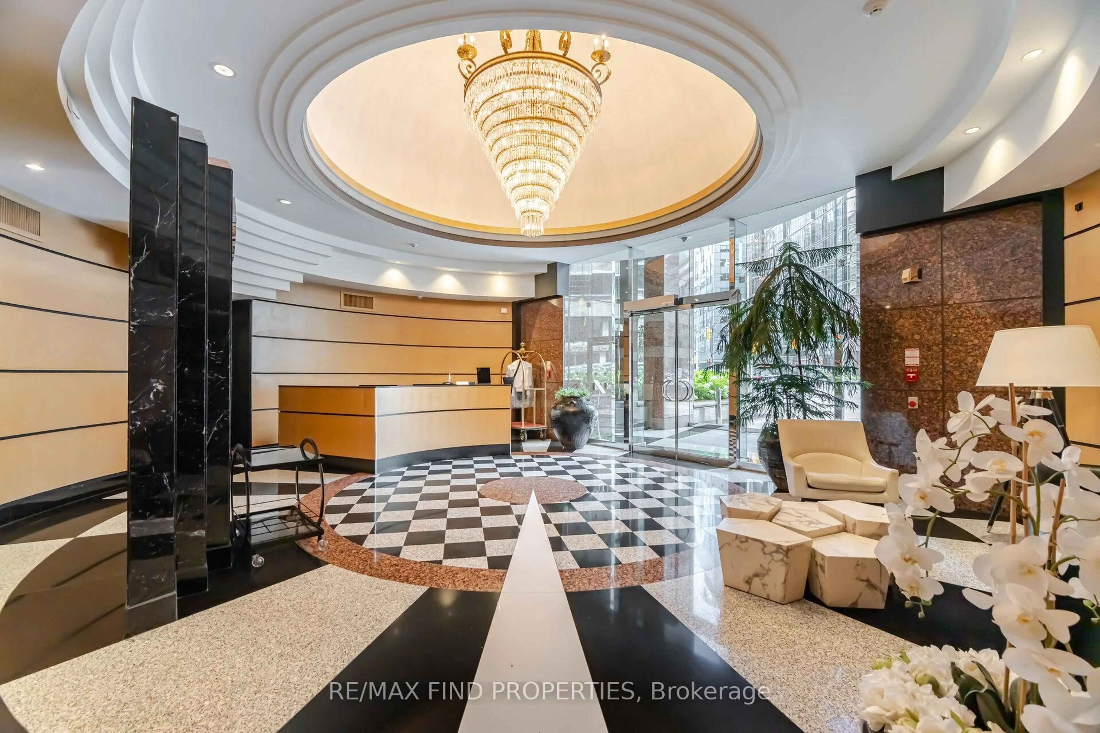Lobby for 33 University Ave #1203, Toronto Ontario M5J 2S7