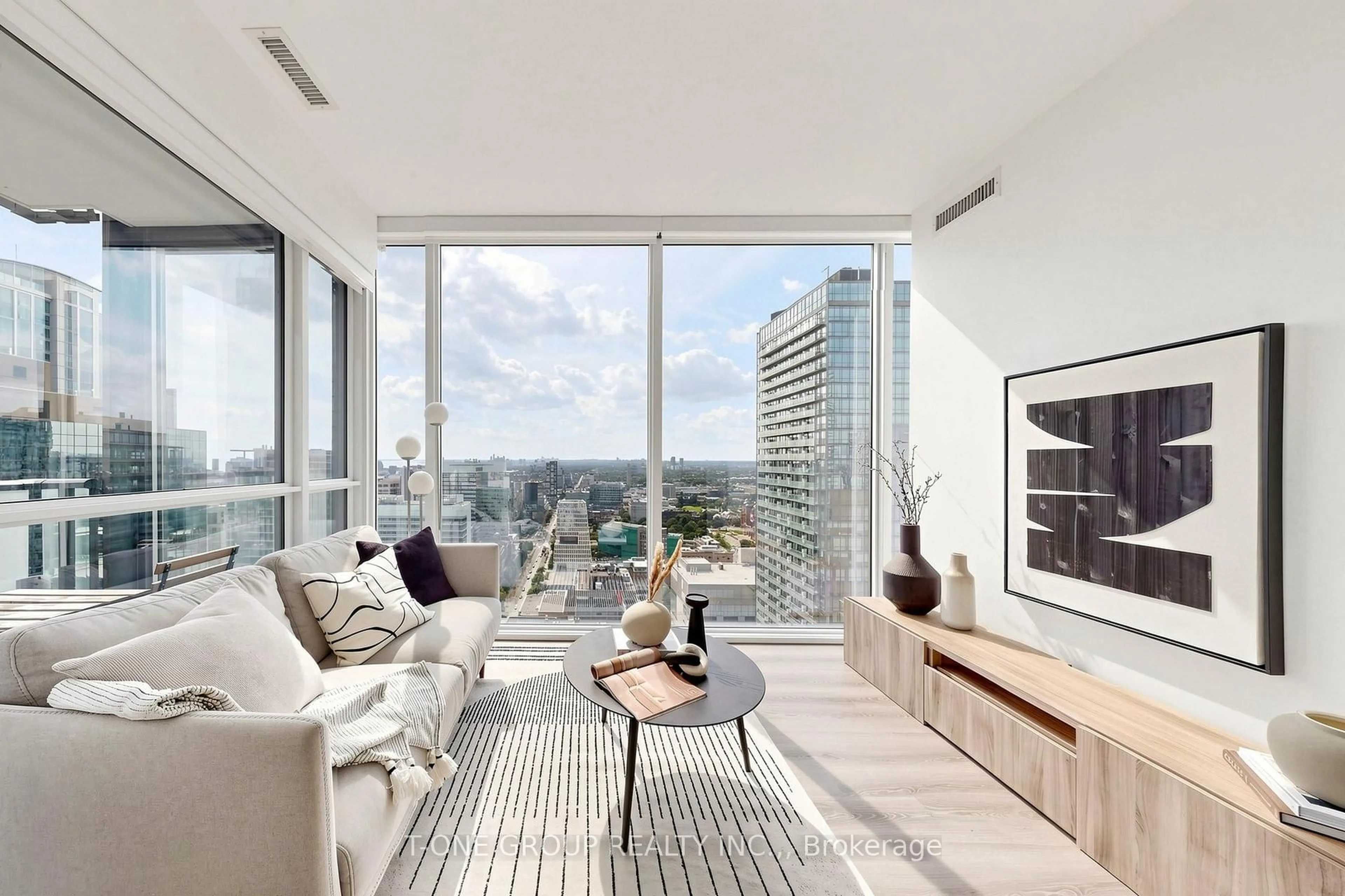 Living room with furniture, unknown for 15 Grenville St #3403, Toronto Ontario M4Y 0B9
