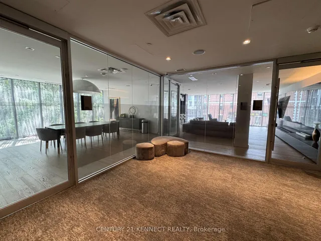 219 Dundas St #1703, Toronto 3