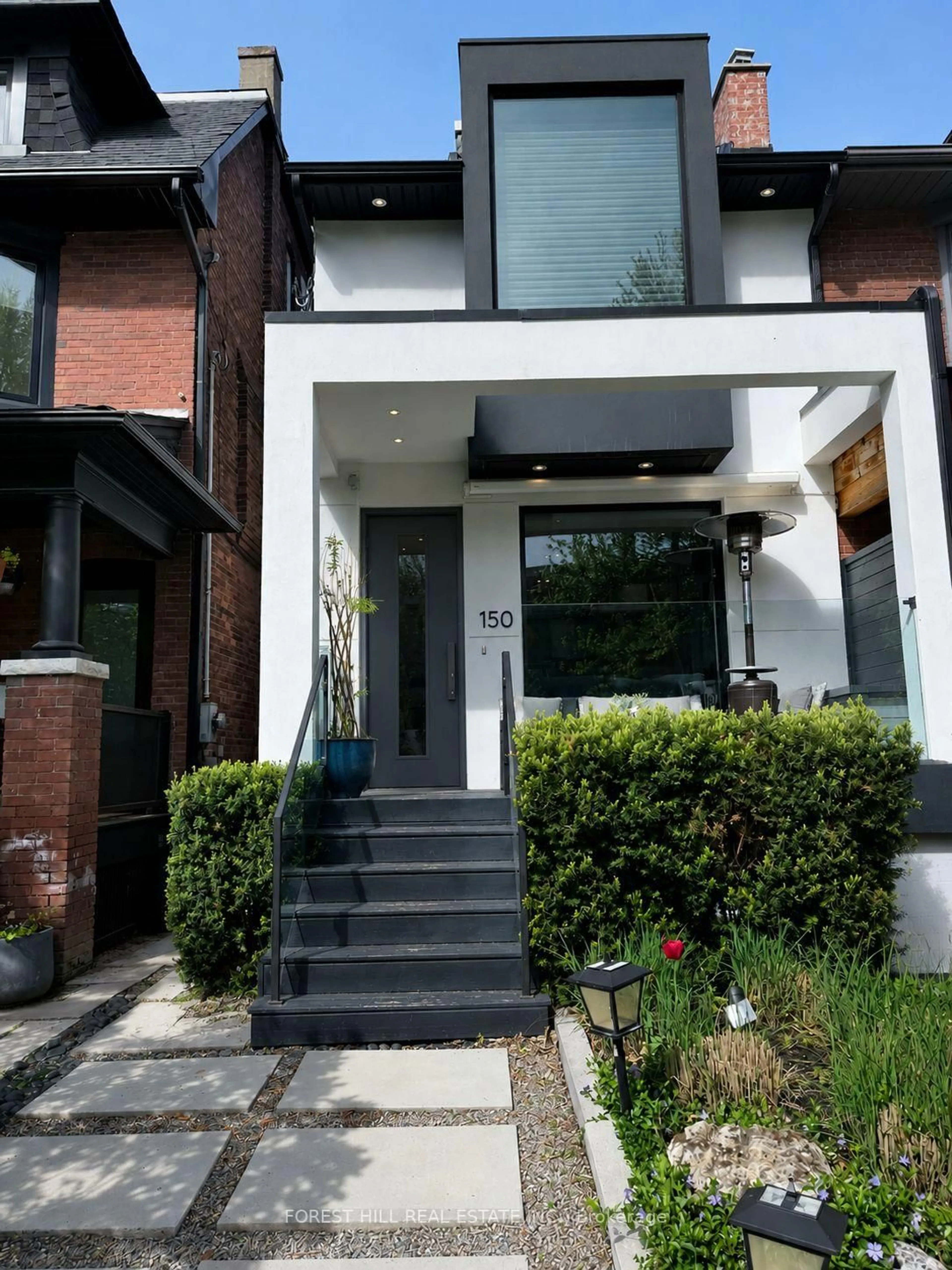 Home with brick exterior material, street for 150 Rushton Rd, Toronto Ontario M6G 3J1