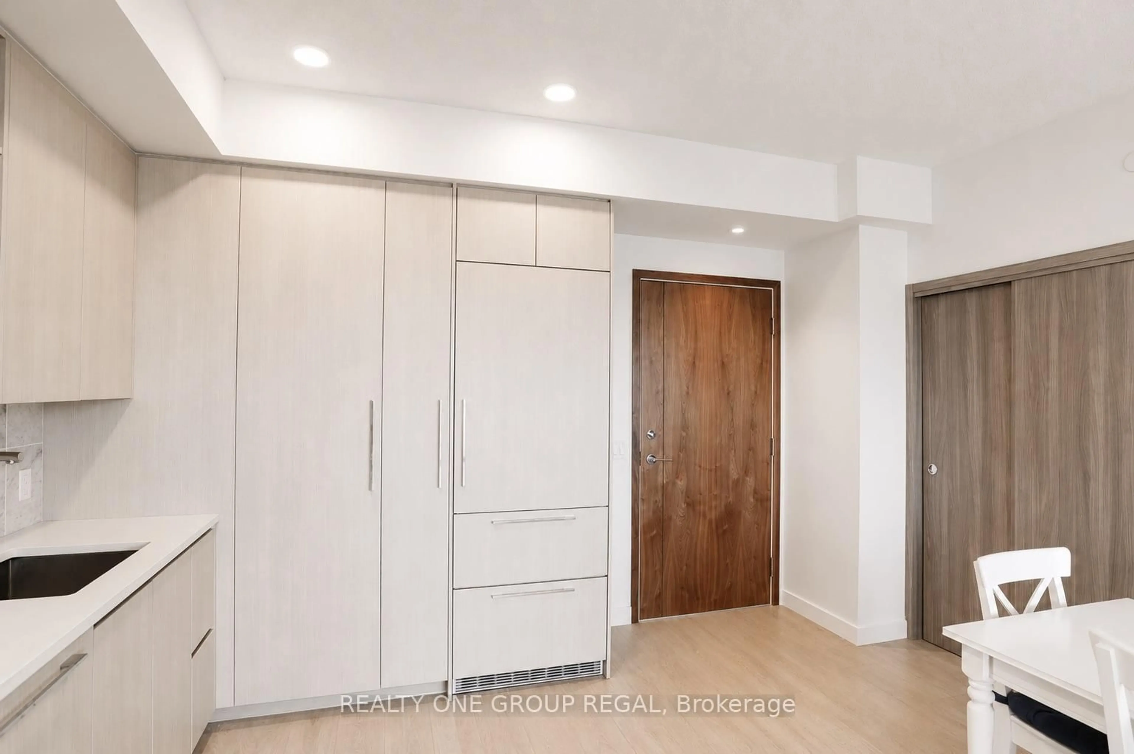 Unknown for 85 McMahon Dr #3708, Toronto Ontario M2K 0H1