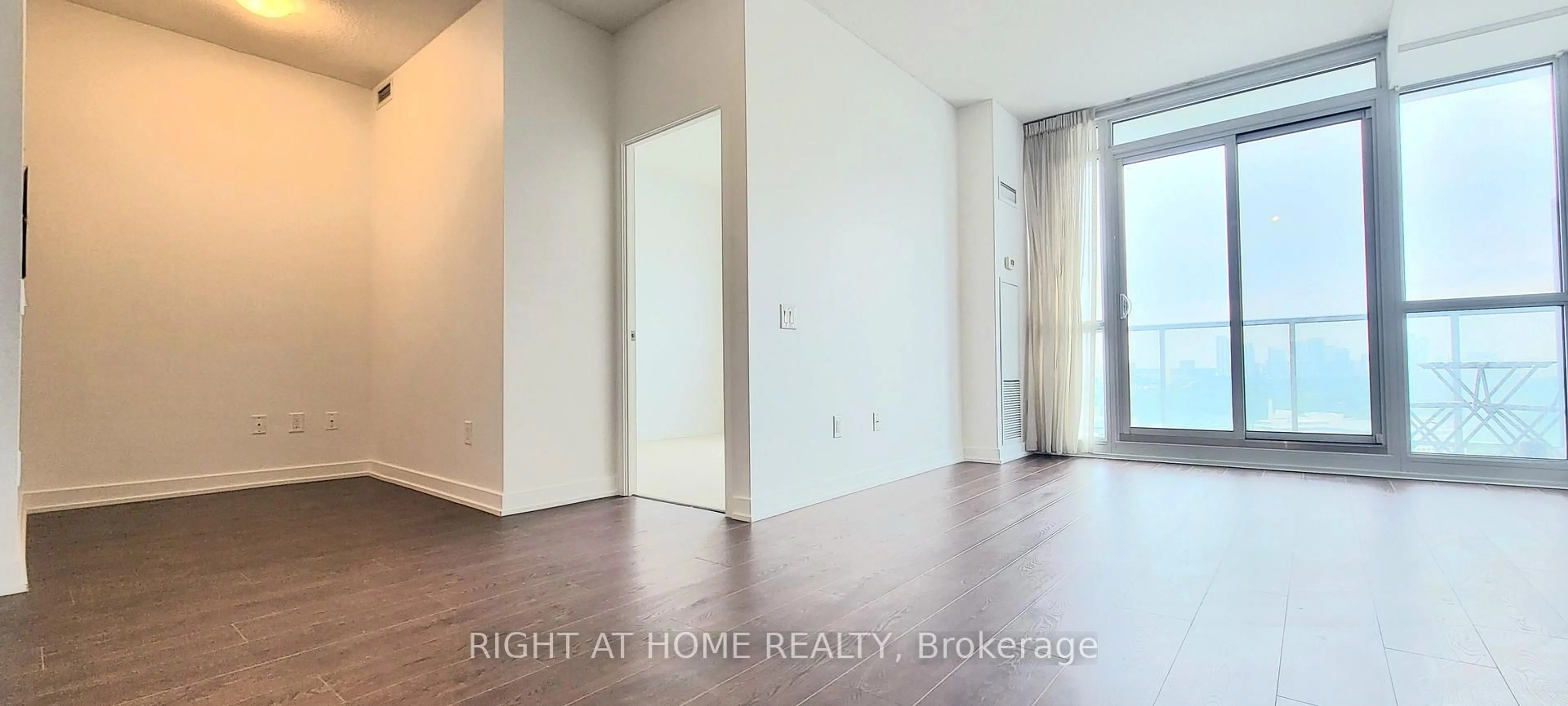 A pic of a room for 121 McMahon Dr #2703, Toronto Ontario M2K 0C1