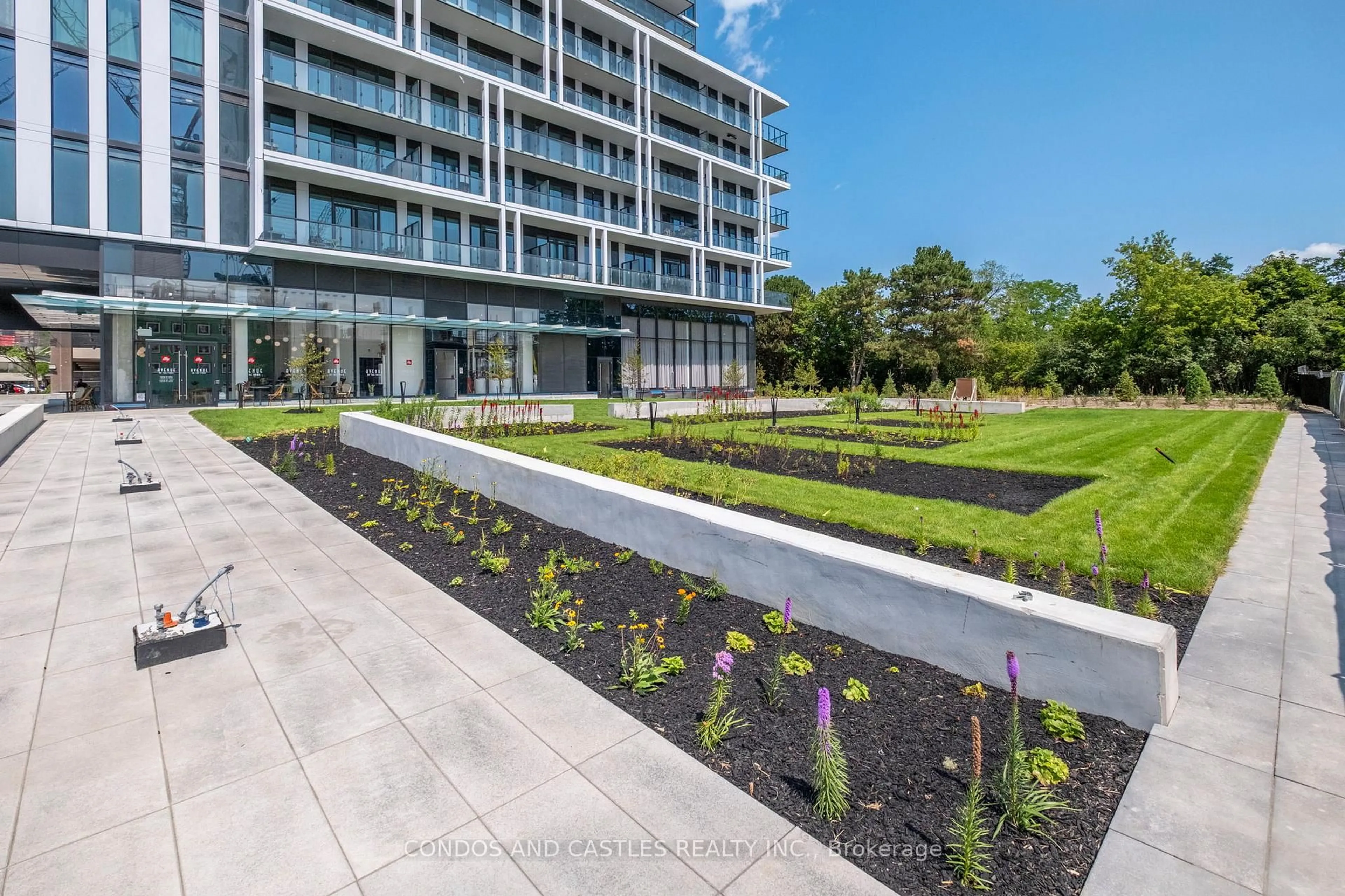 Patio, unknown for 29 Green Trail Crt #2610, Toronto Ontario M2K 0J9