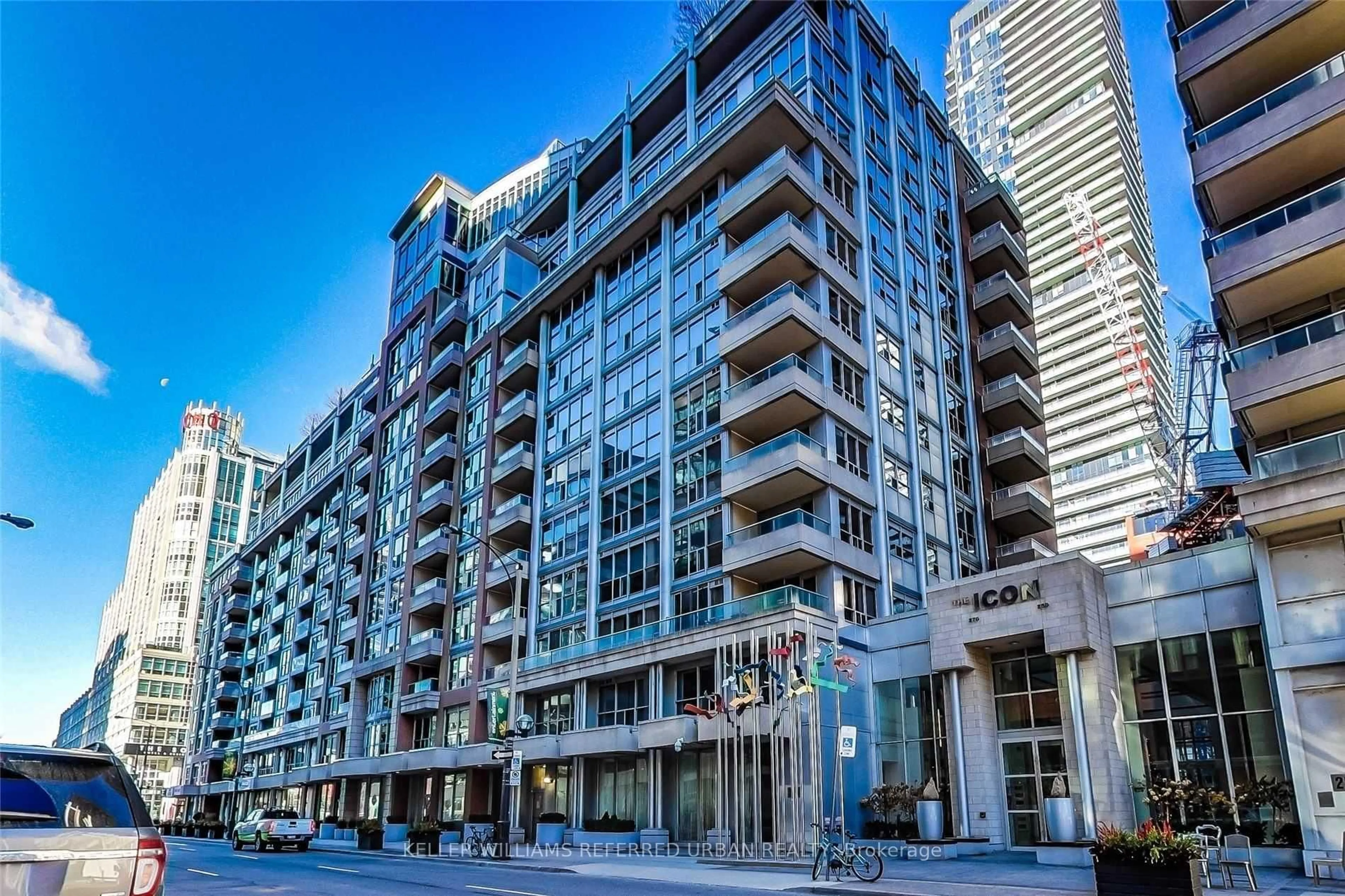 Patio, unknown for 250 Wellington St #339, Toronto Ontario M5V 3P6