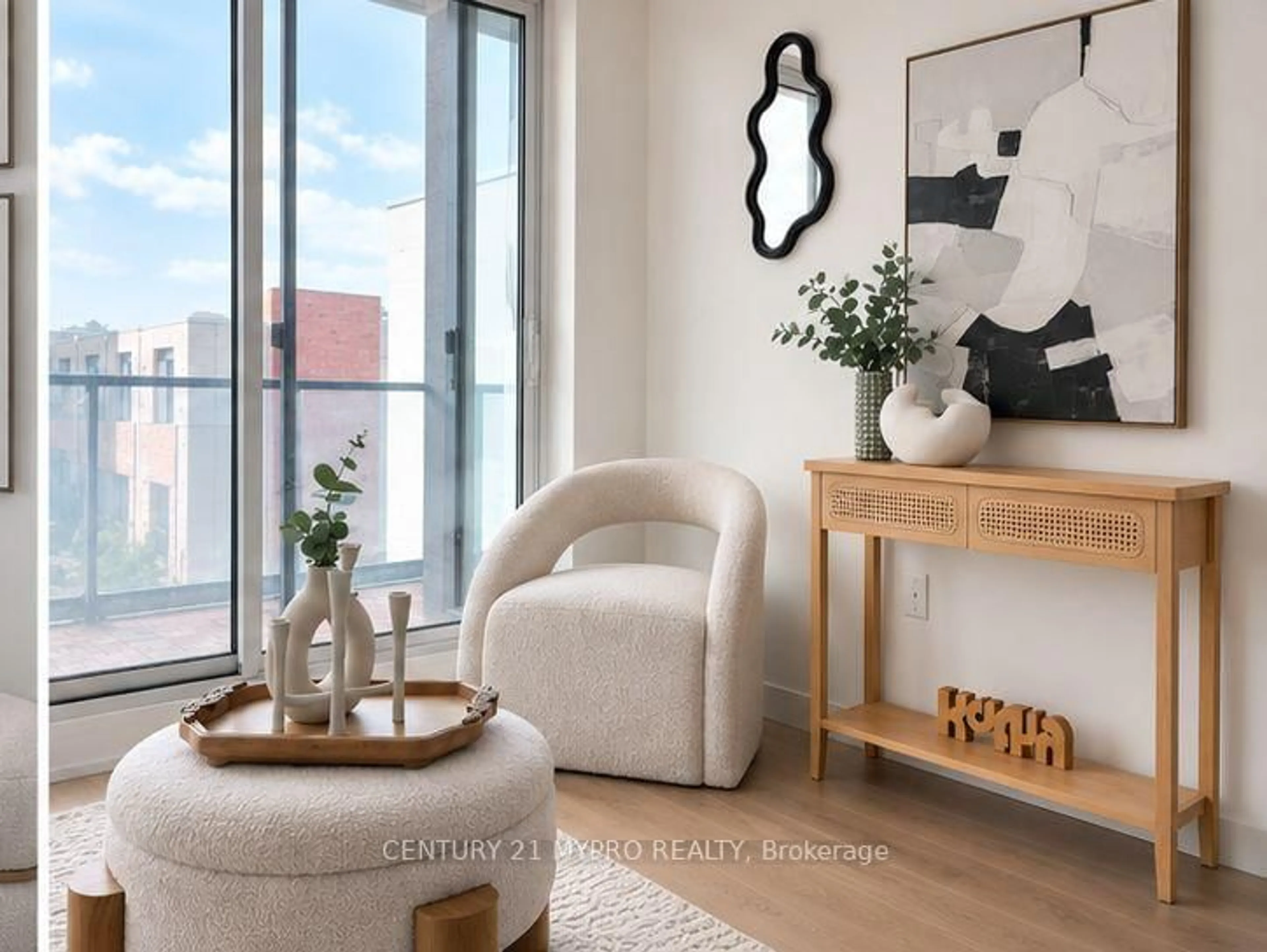 Living room with furniture, unknown for 95 Mcmahon Dr #506, Toronto Ontario M2K 0H2