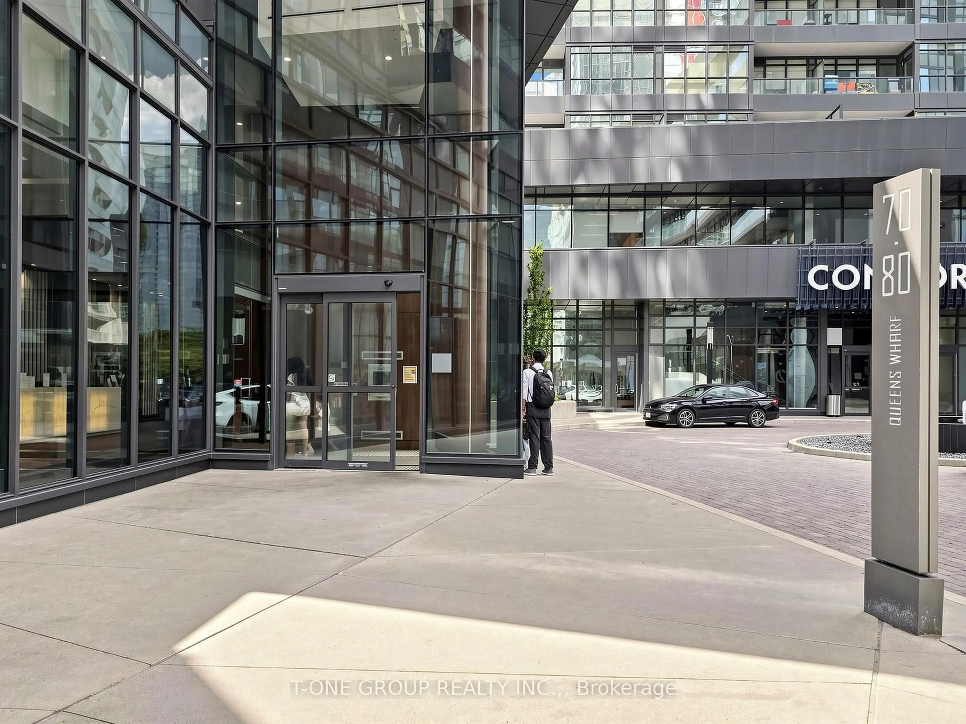 Unknown for 80 Queens Wharf Rd #309, Toronto Ontario M5V 0J3