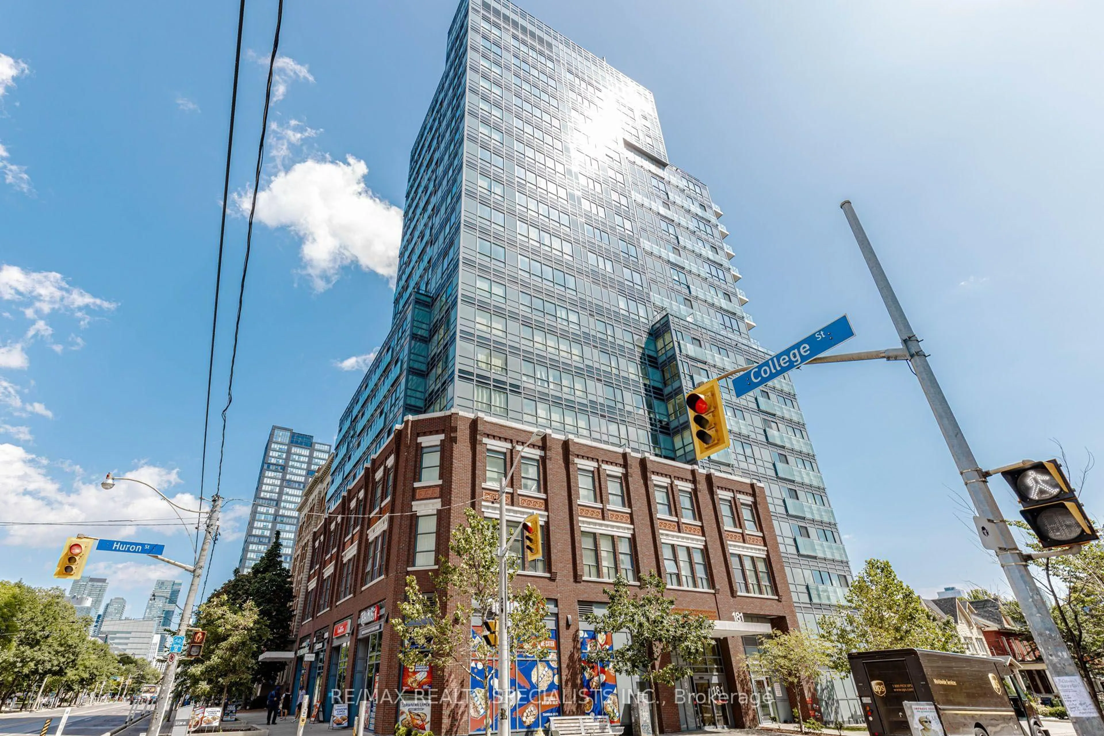 Unknown for 181 Huron St #604, Toronto Ontario M5T 0C1