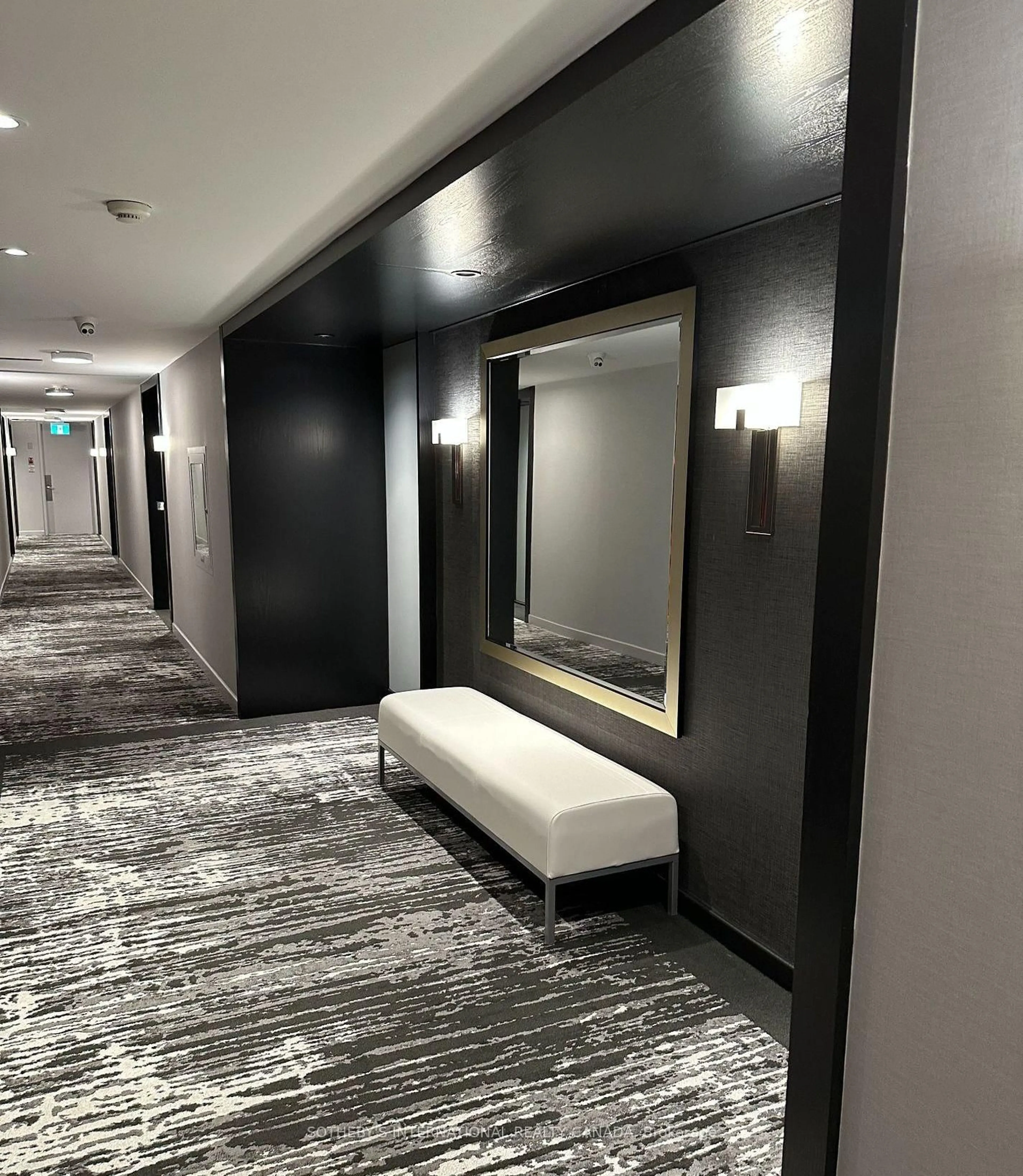 Indoor foyer for 55A Avenue Rd #408, Toronto Ontario M5A 2G3