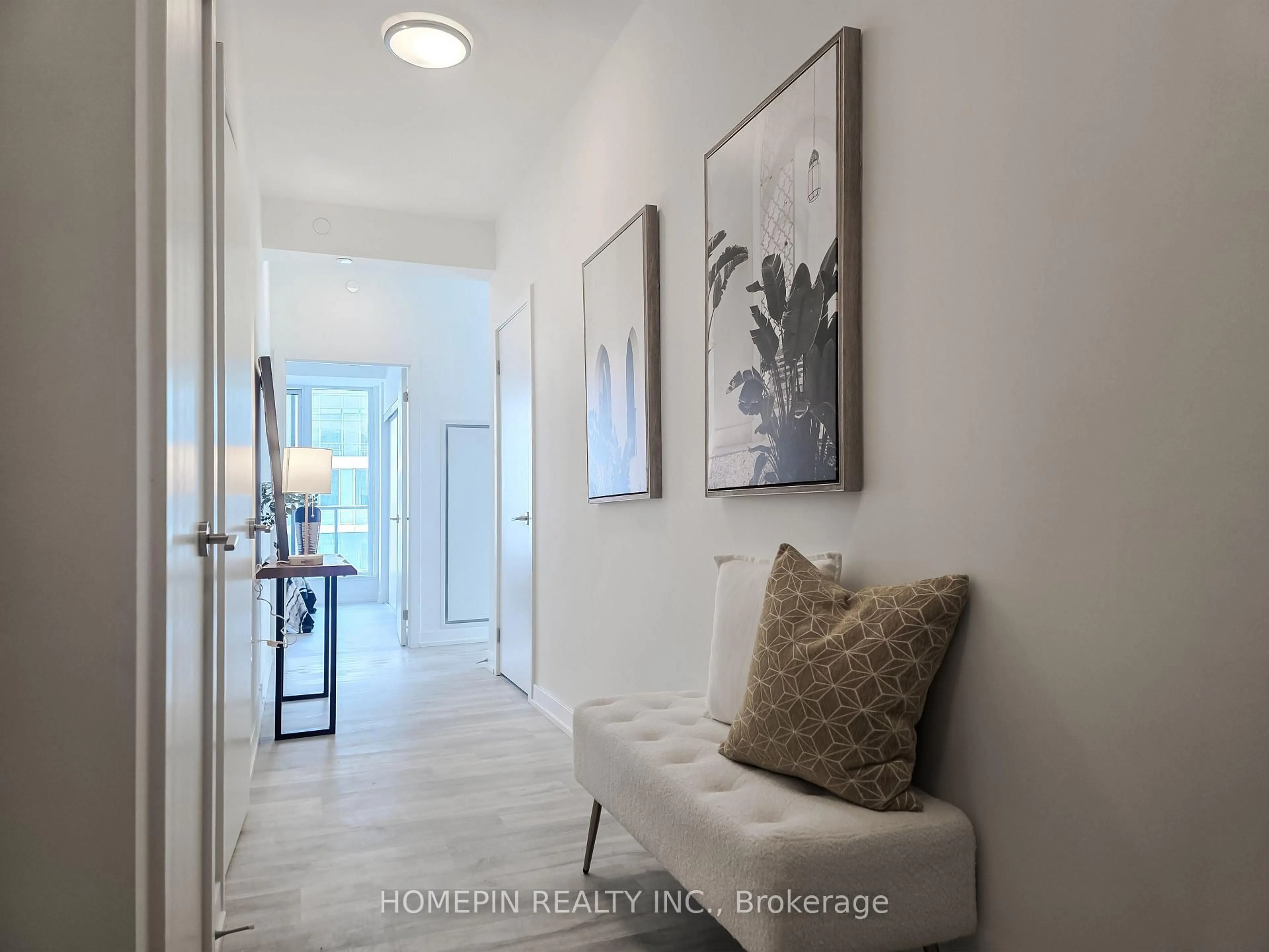 Indoor entryway for 8 Olympic Garden Dr #S3402, Toronto Ontario M2M 0B9