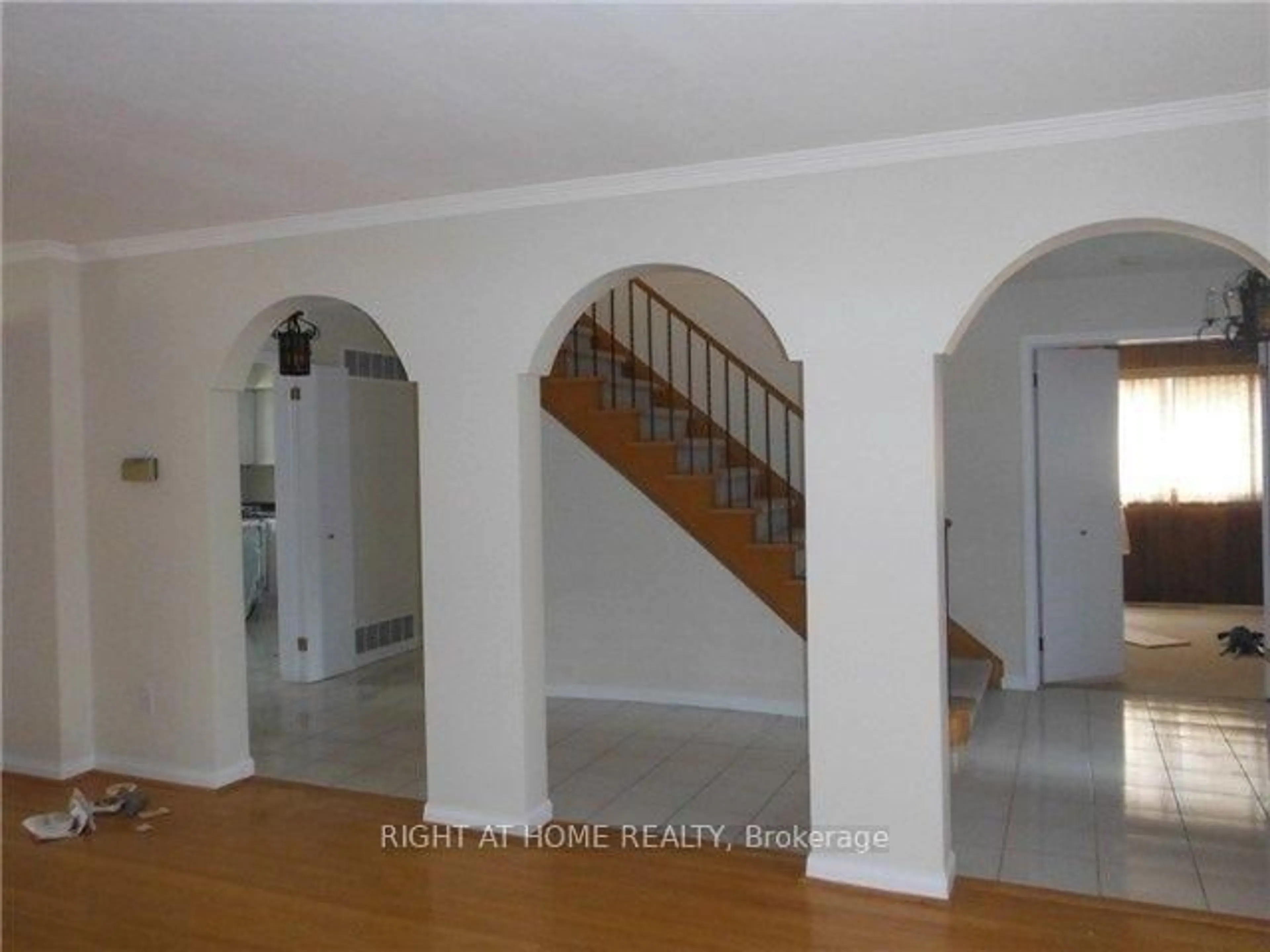 Unknown for 38 Clovercrest Rd, Toronto Ontario M2J 1Z6