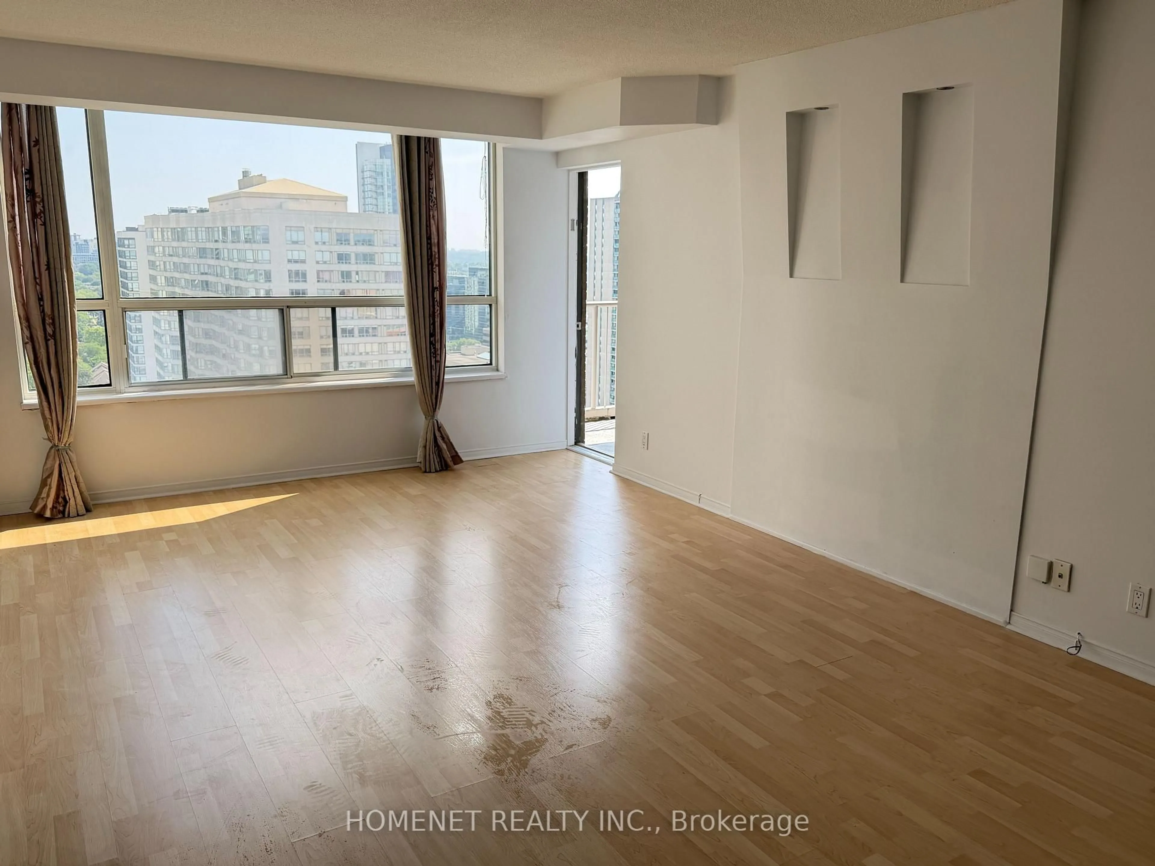 A pic of a room for 100 Upper Madison Ave #2306, Toronto Ontario M2N 6M4