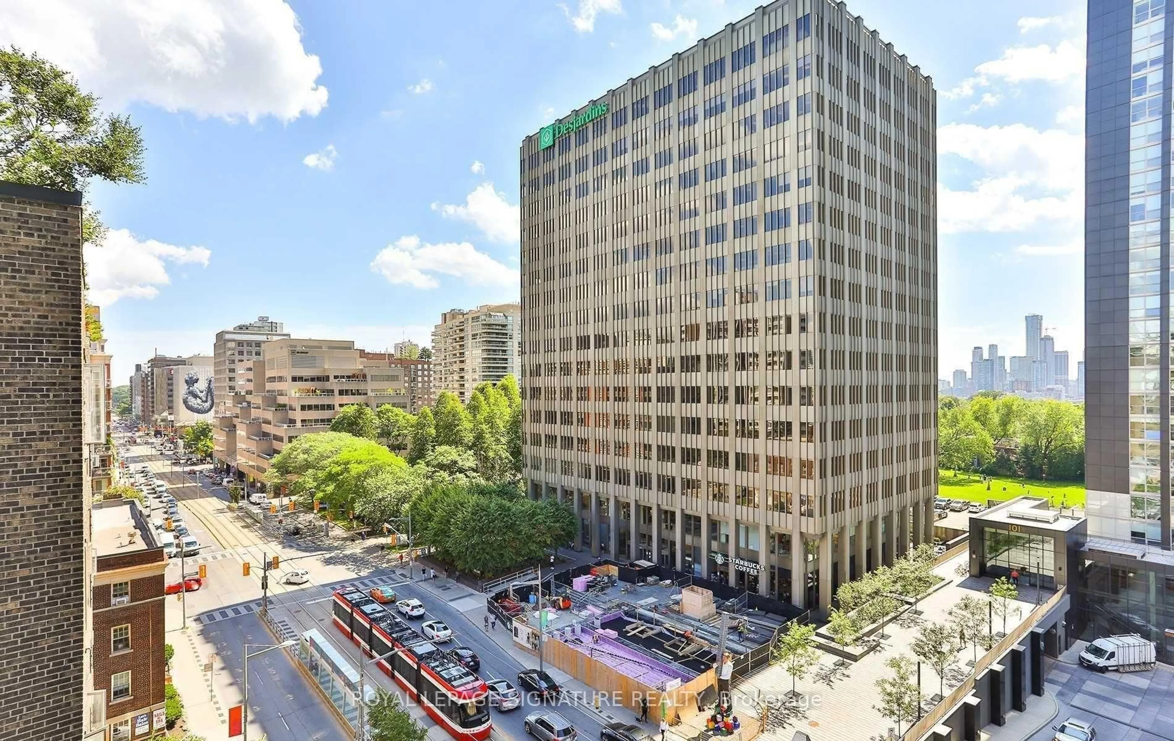 Unknown for 111 St Clair Ave #802, Toronto Ontario M4V 1N5