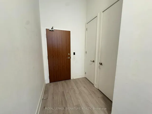 111 St Clair Ave #802, Toronto 2