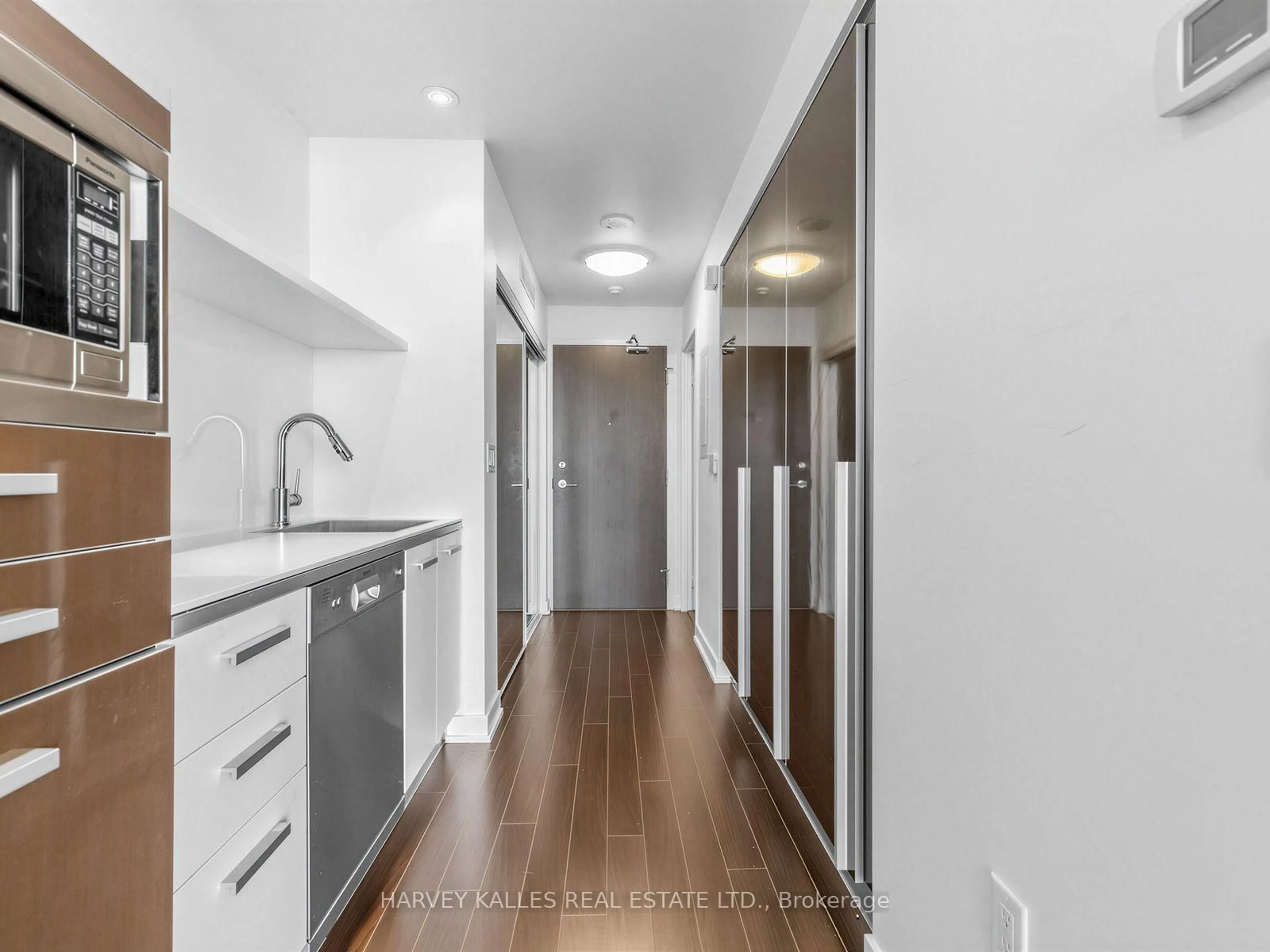 Standard kitchen, wood/laminate floor for 38 Dan Leckie Way #3002, Toronto Ontario M5V 2V6