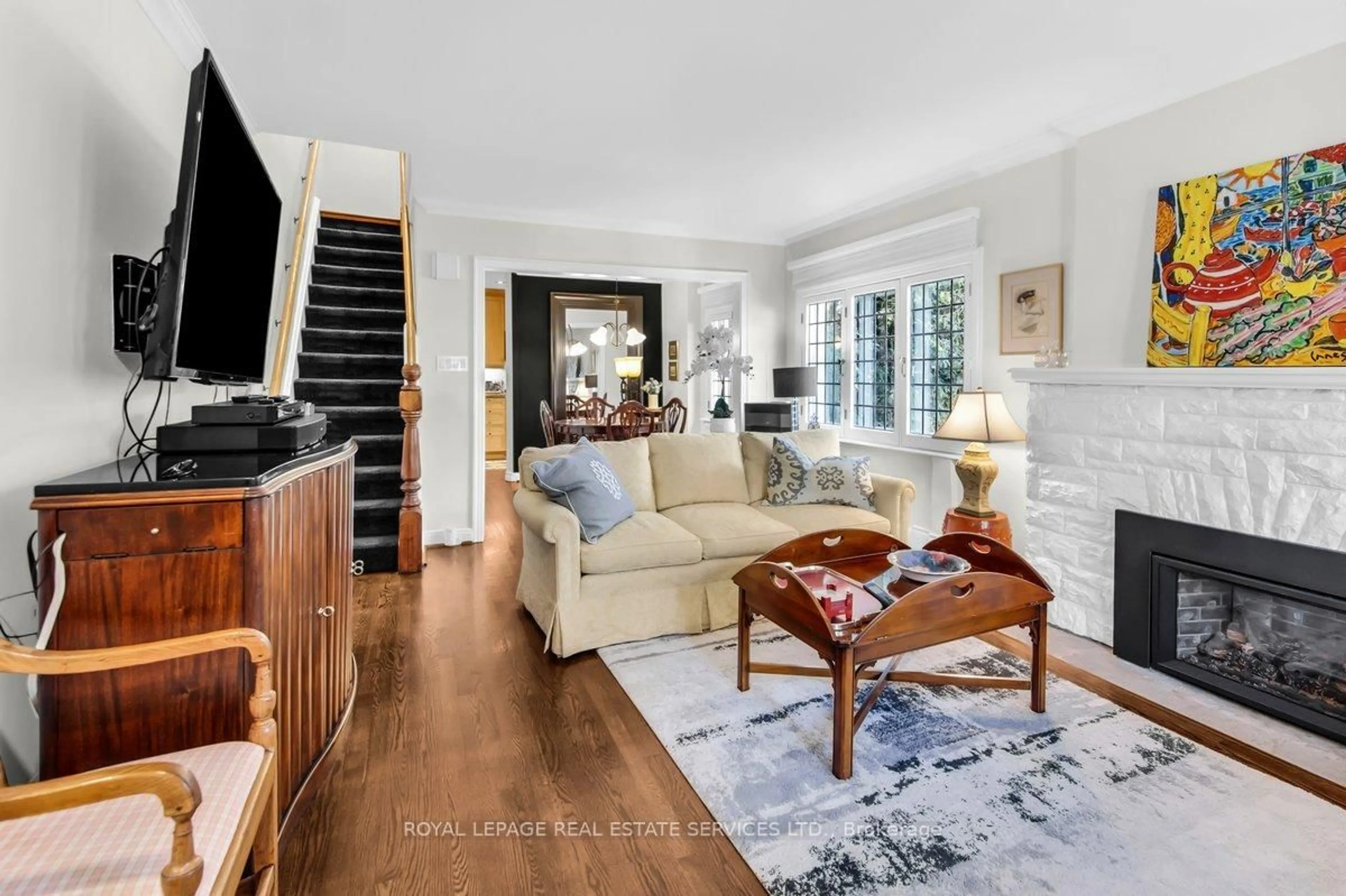 Living room with furniture, unknown for 47 Coulson Ave, Toronto Ontario M4V 1Y3