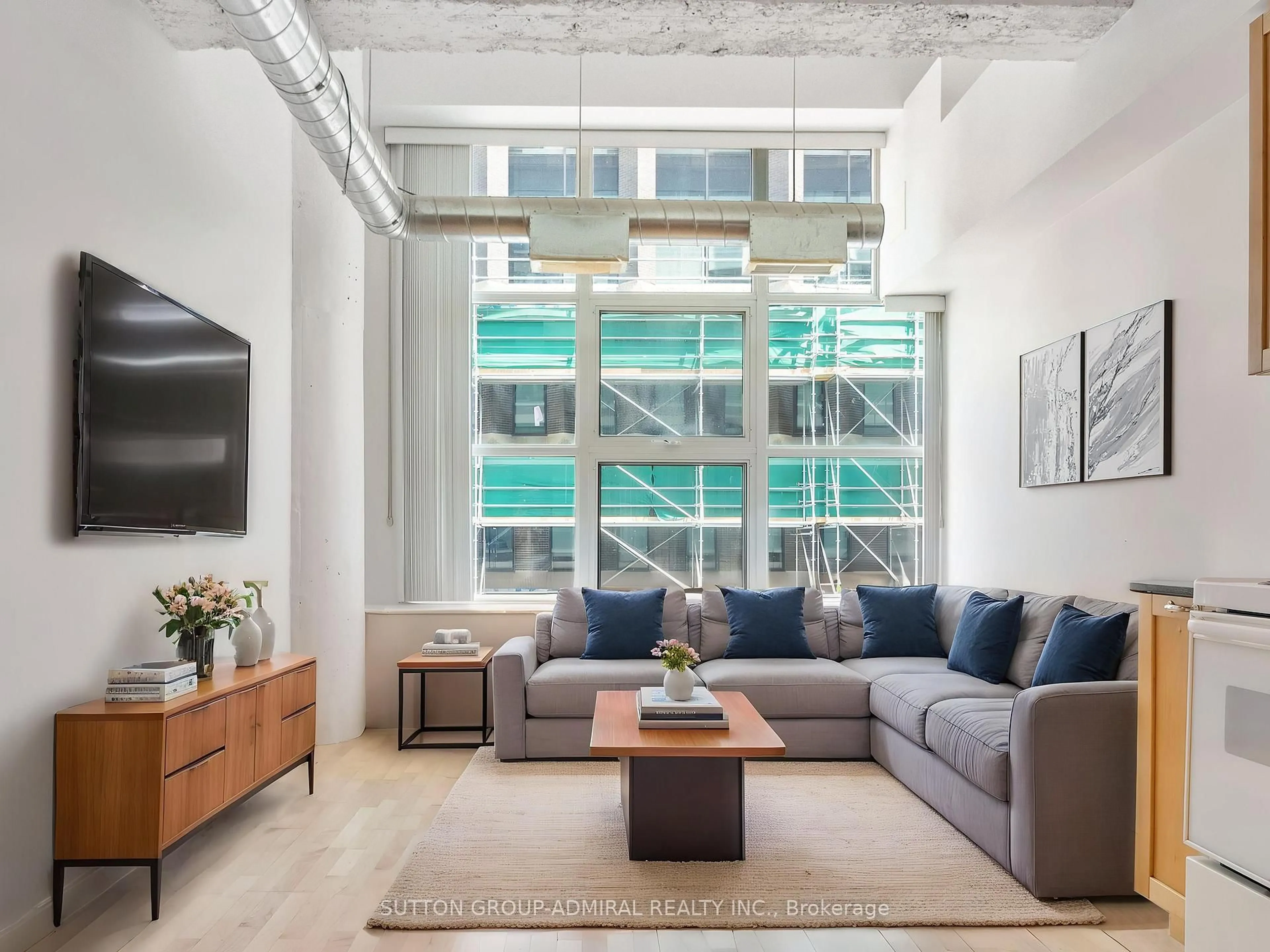 Living room with furniture, unknown for 155 Dalhousie St #626, Toronto Ontario M5B 2P7