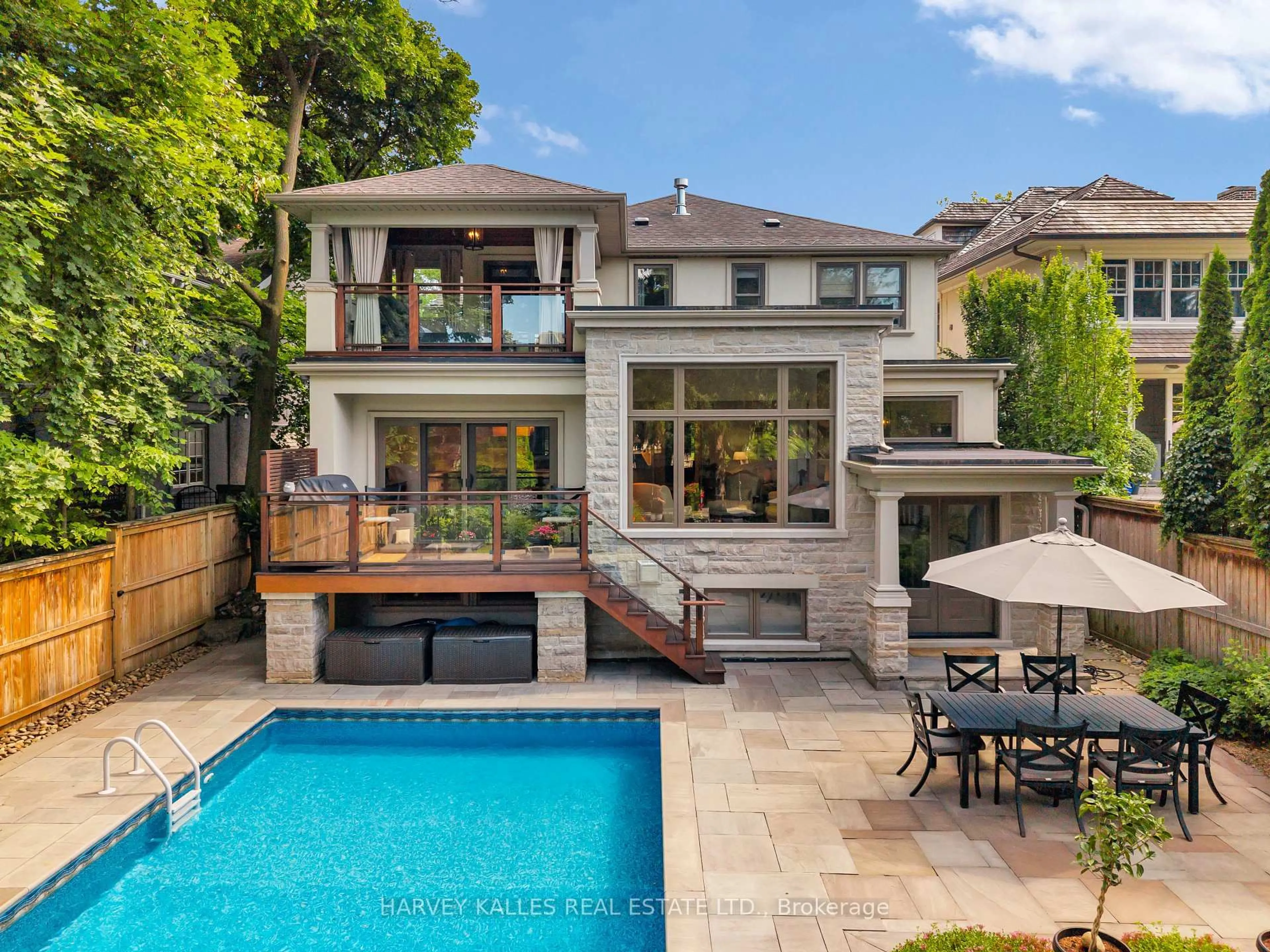 Home with brick exterior material, street for 72 Teddington Park Ave, Toronto Ontario M4N 2C6