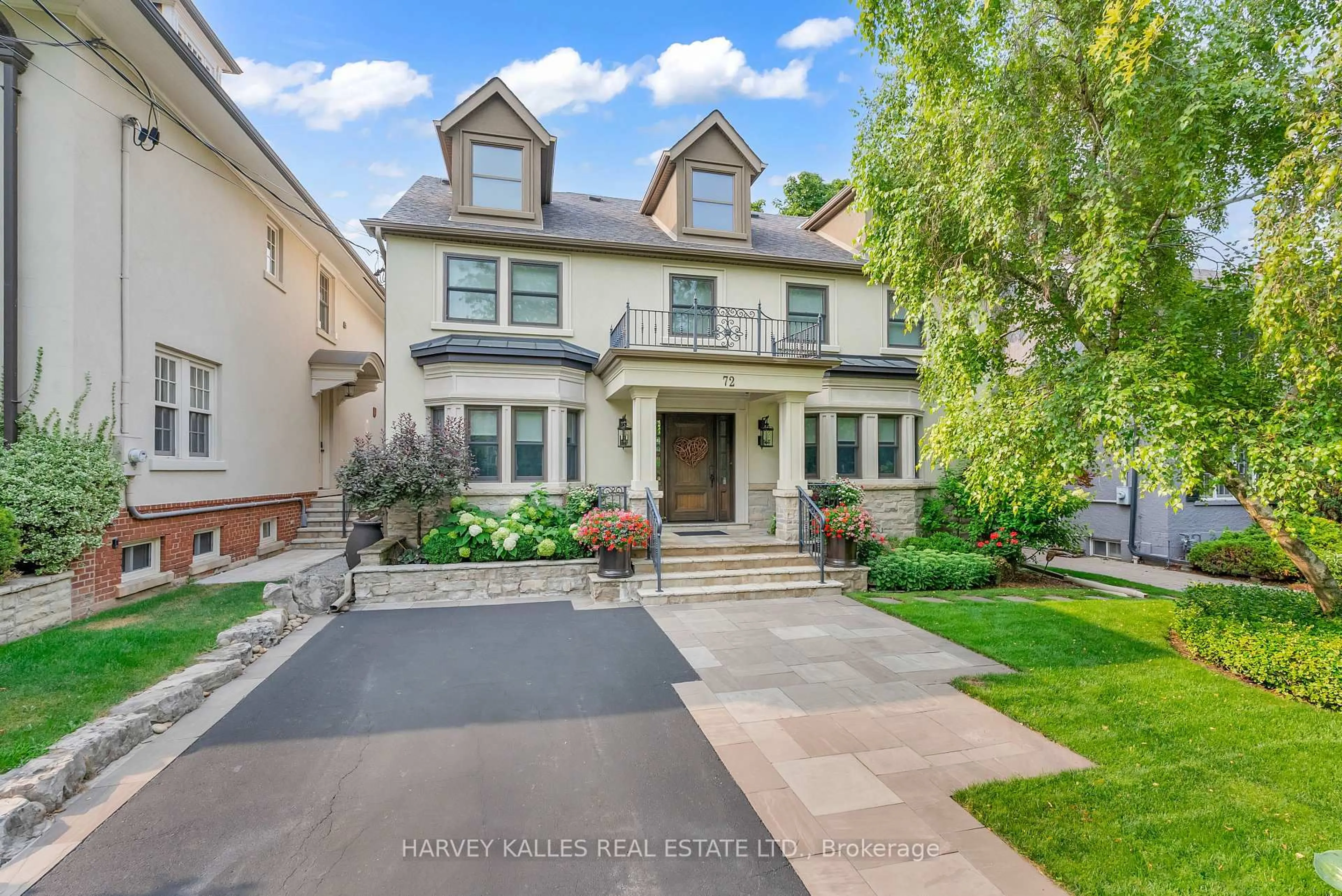 Home with brick exterior material, street for 72 Teddington Park Ave, Toronto Ontario M4N 2C6