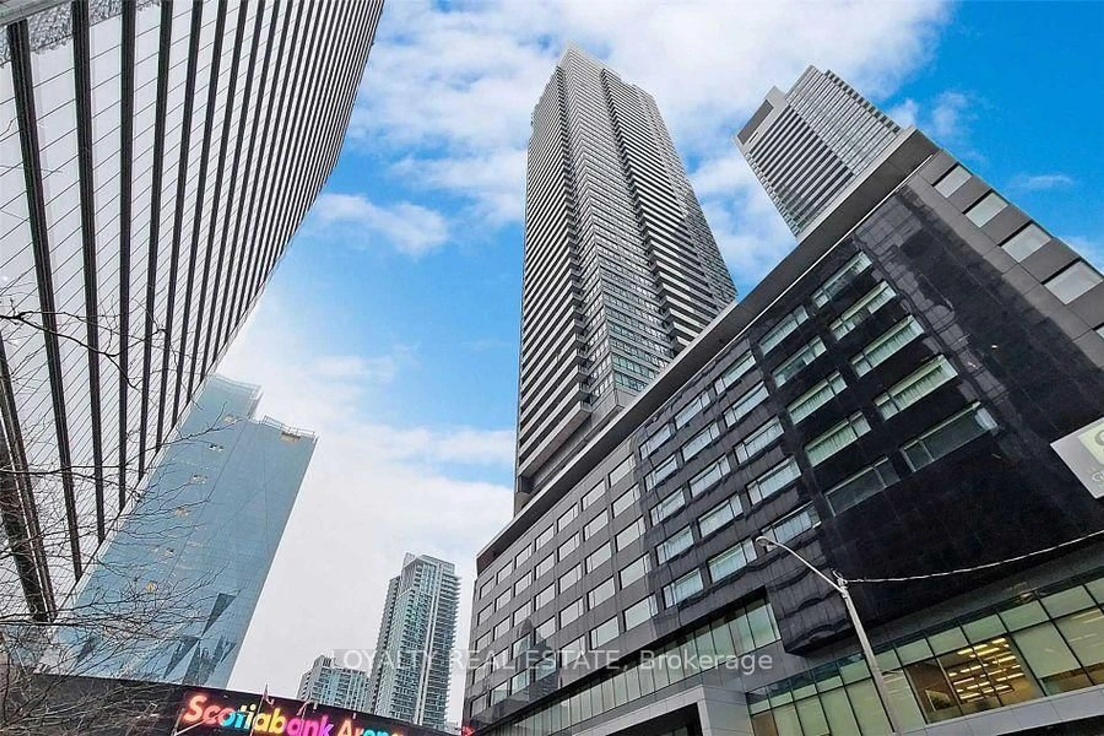 Unknown for 65 Bremner Blvd #4907, Toronto Ontario M5J 0A7