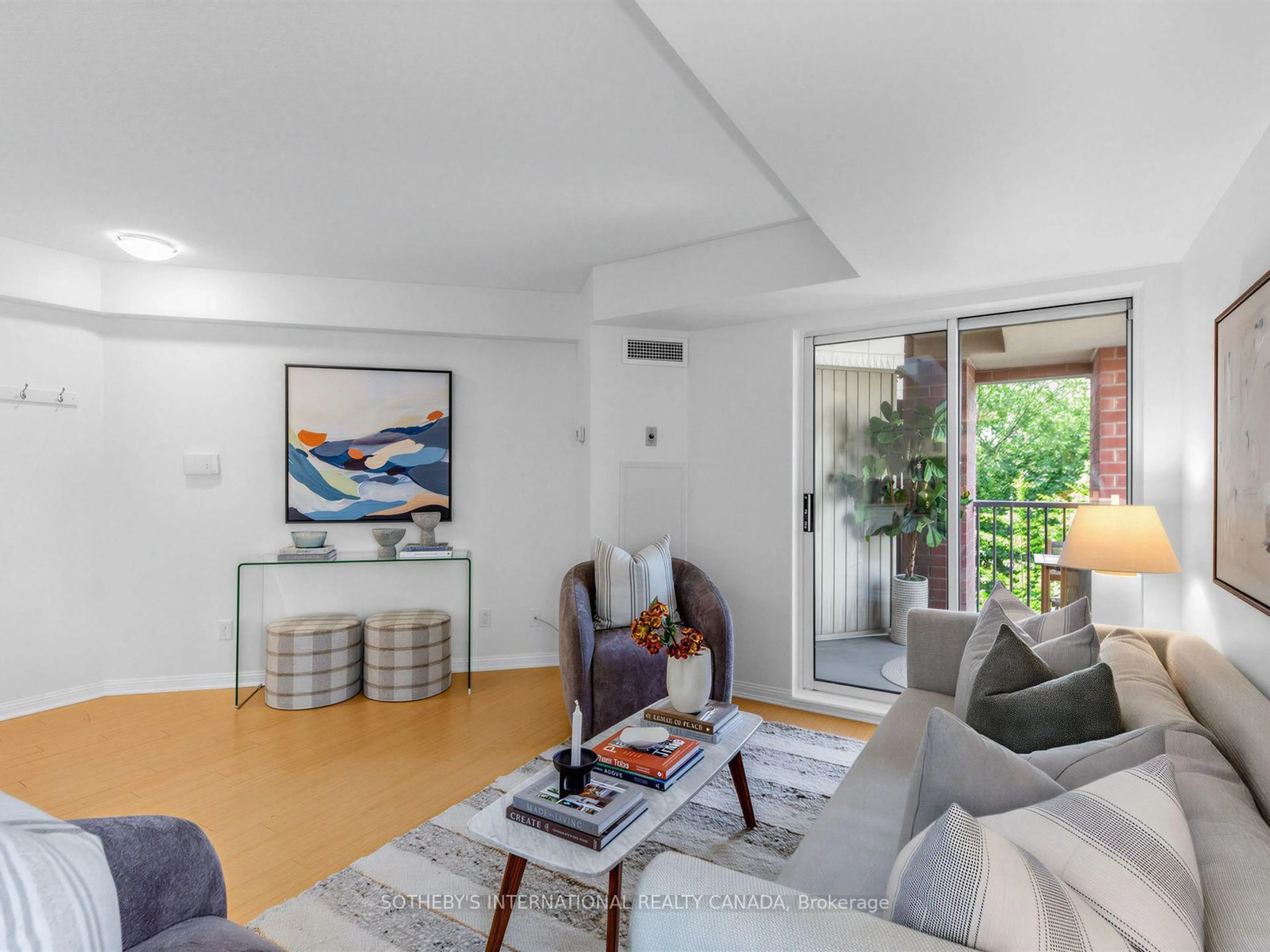Living room with furniture, unknown for 119 Merton St #412, Toronto Ontario M4S 3G5
