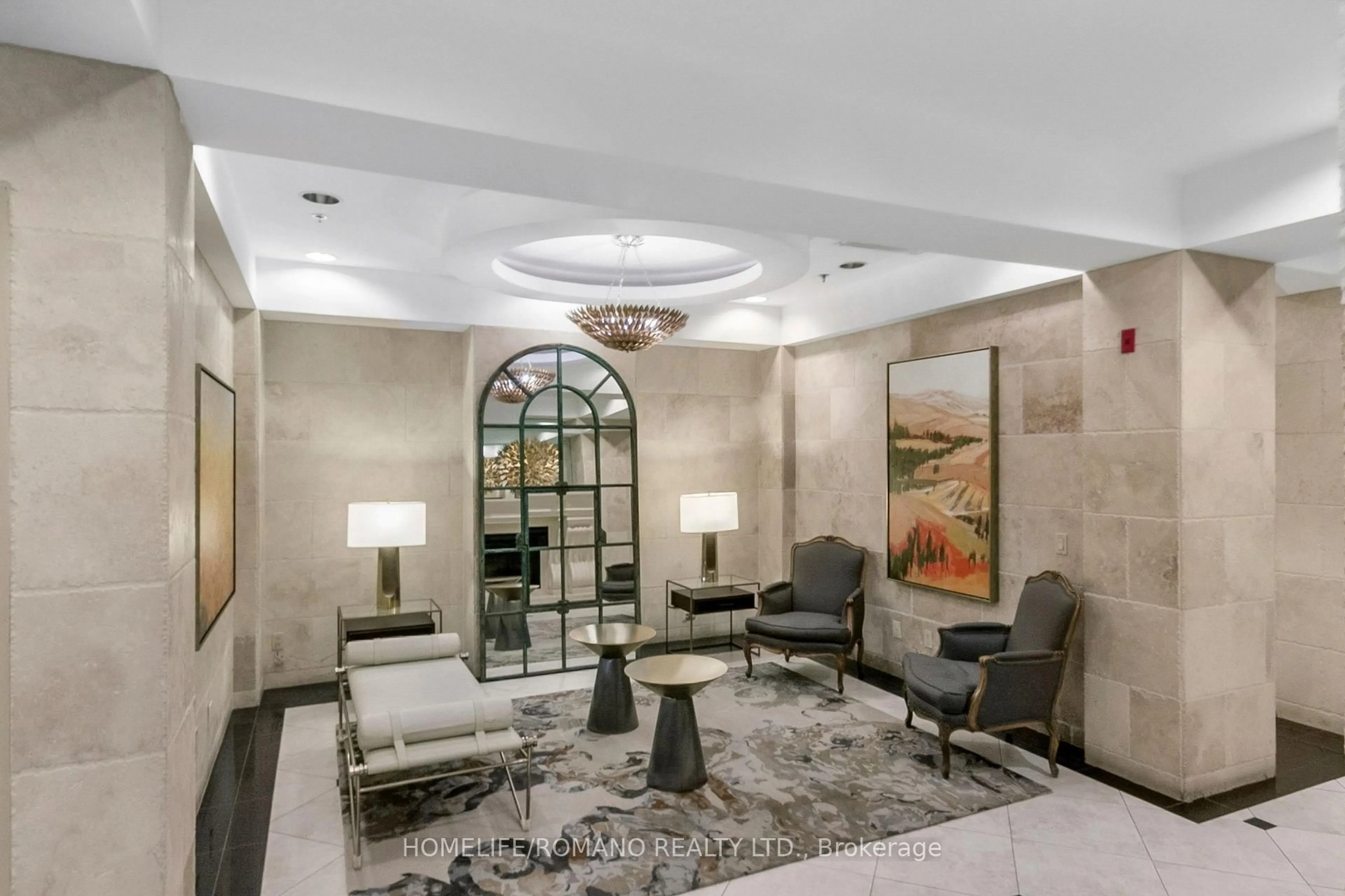 Lobby for 650 Mount Pleasant Rd #508, Toronto Ontario M4S 2N5