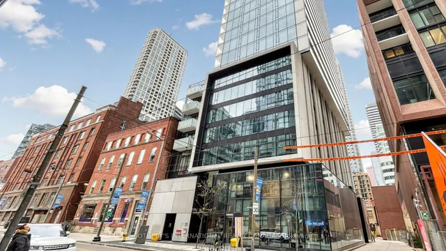 11 Charlotte St #2807, Toronto 2