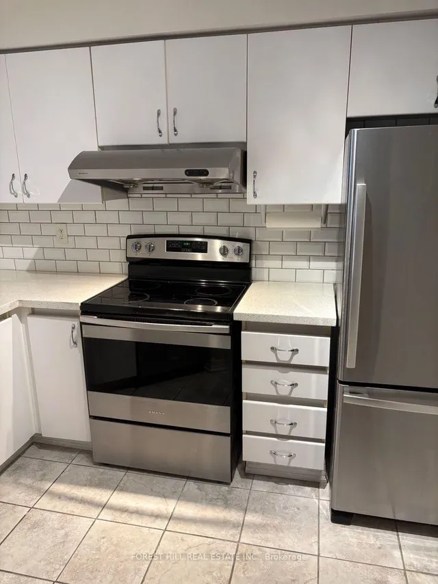 24 Wellesley St #1303, Toronto 3