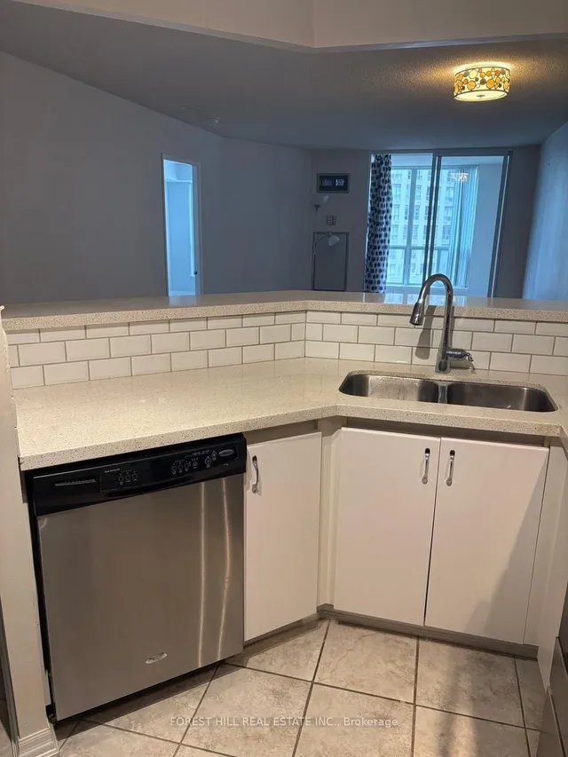 24 Wellesley St #1303, Toronto 4