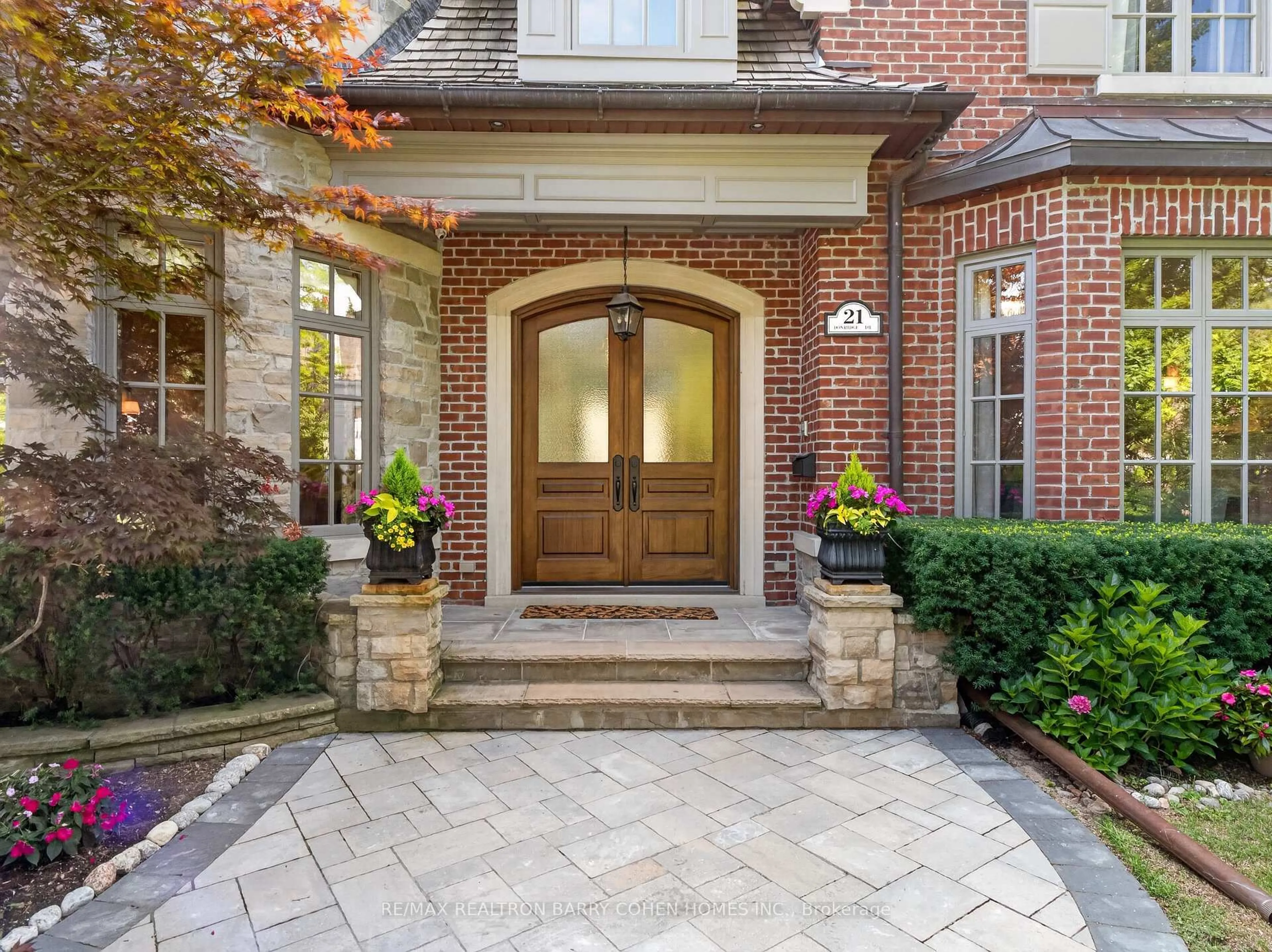 Home with brick exterior material, street for 21 Don Ridge Dr, Toronto Ontario M2P 1H3
