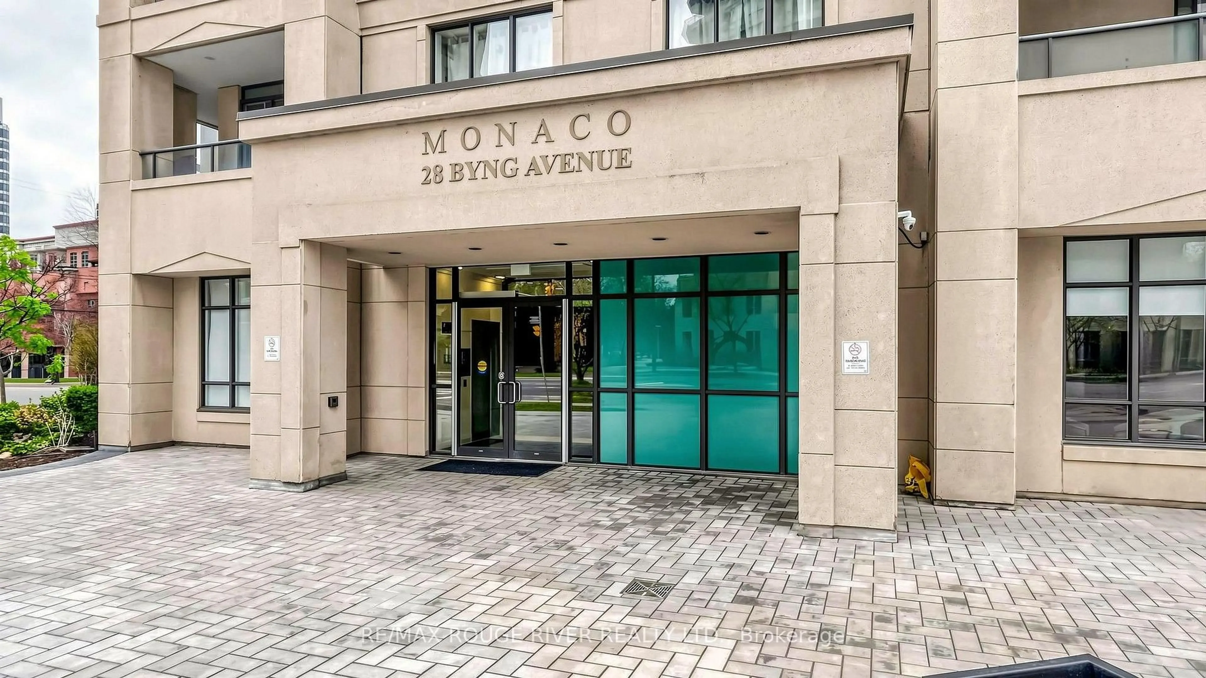 Indoor foyer for 28 Byng Ave #1003, Toronto Ontario M2N 7H4