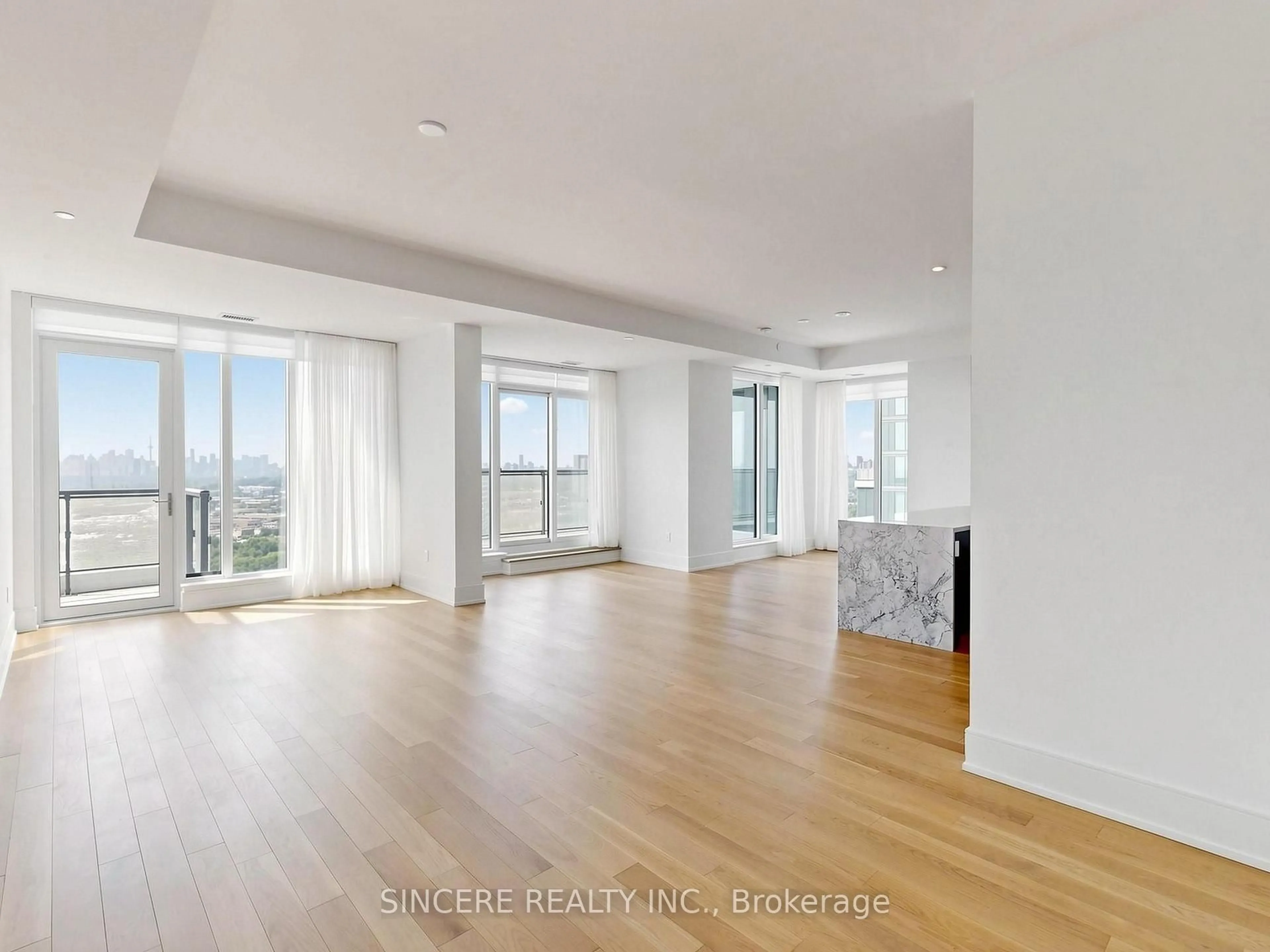 A pic of a room for 20 Inn On The Park Dr #2737, Toronto Ontario M3C 0P8