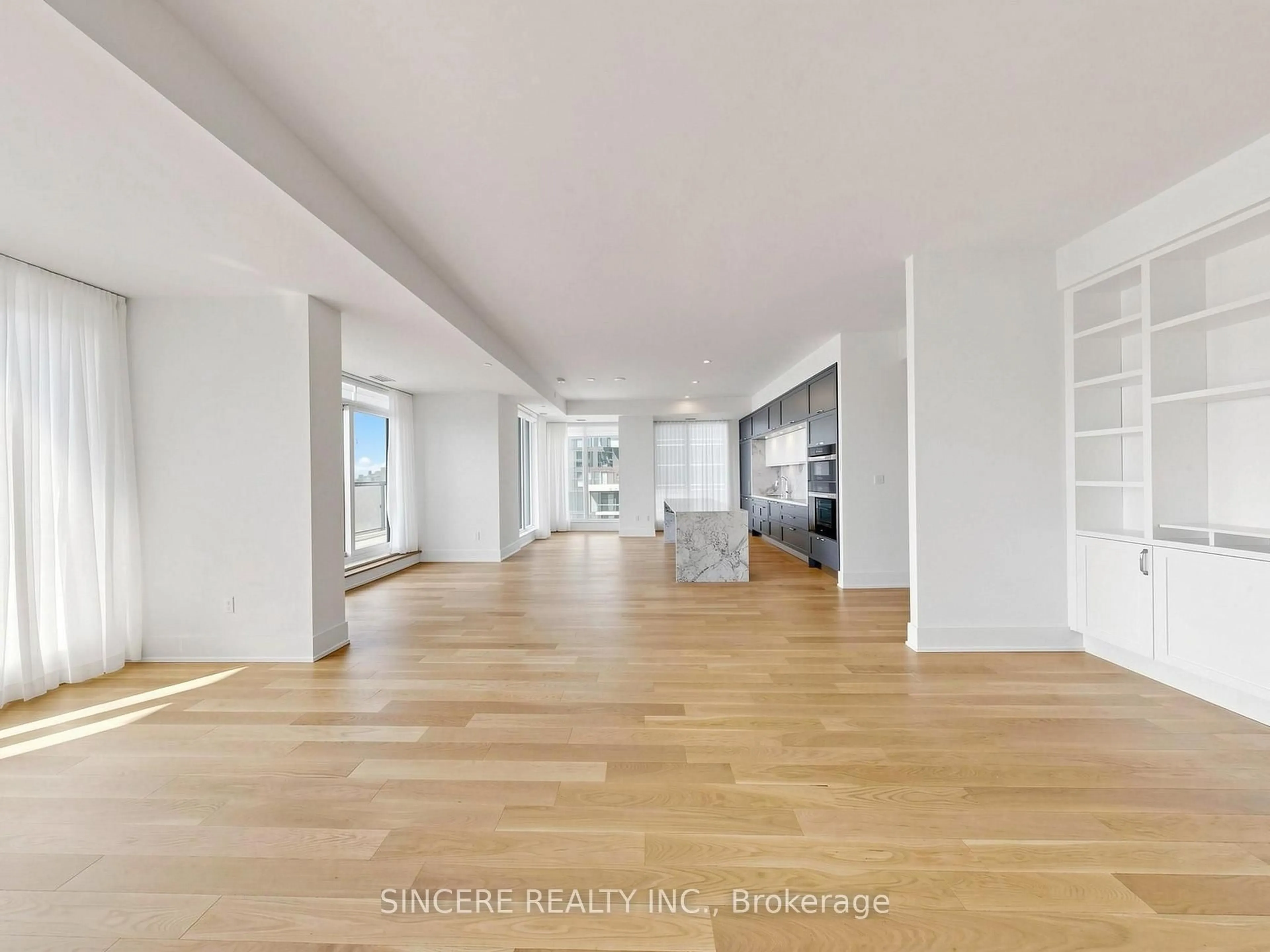 Unknown for 20 Inn On The Park Dr #2737, Toronto Ontario M3C 0P8
