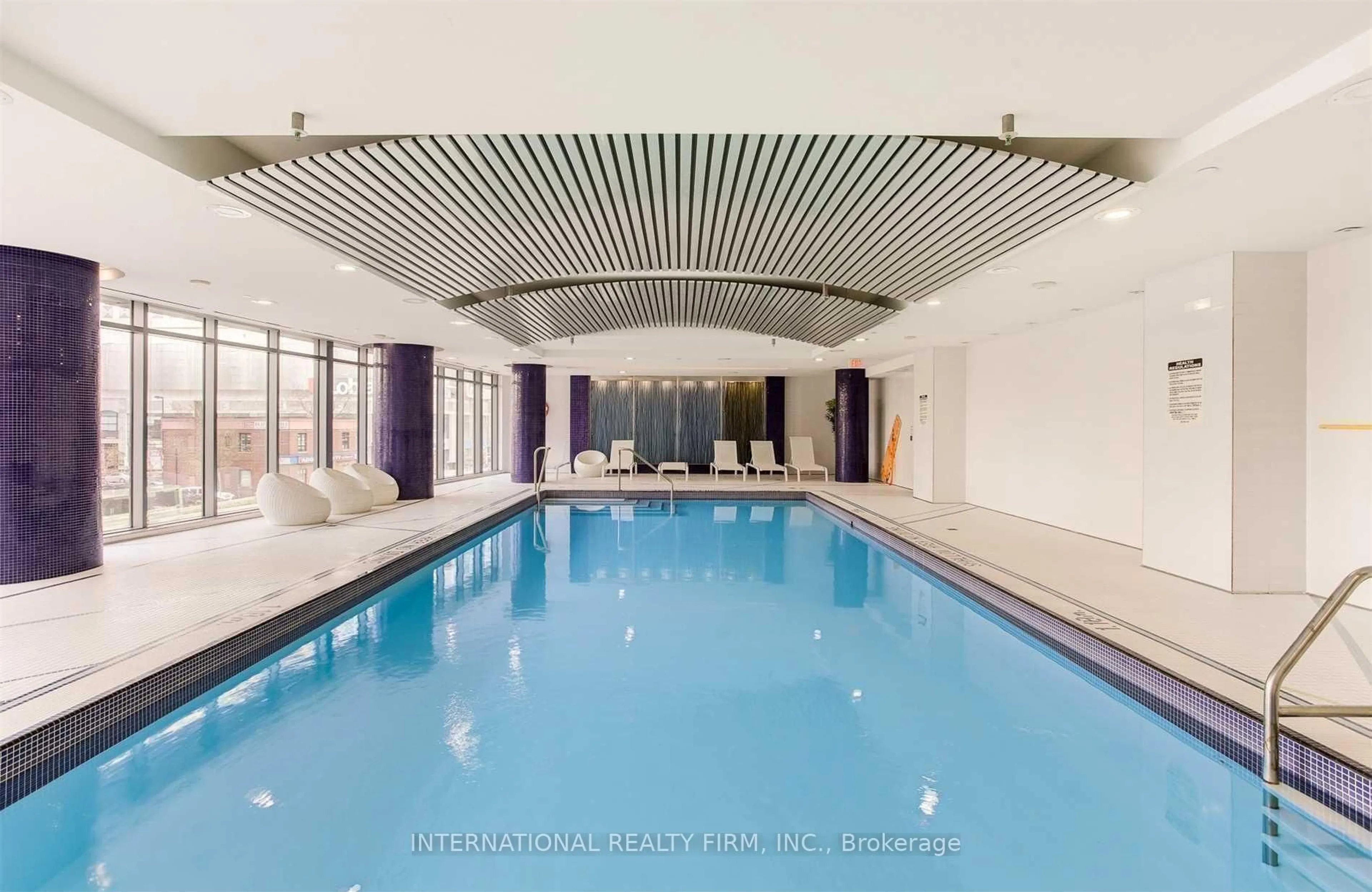 Pool for 5162 Yonge St #1811, Toronto Ontario M2N 0E9